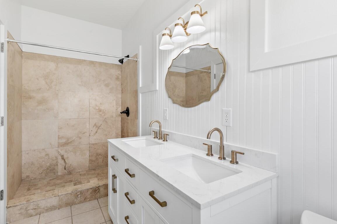 PINES OF BLUE MOUNTAIN - Residential