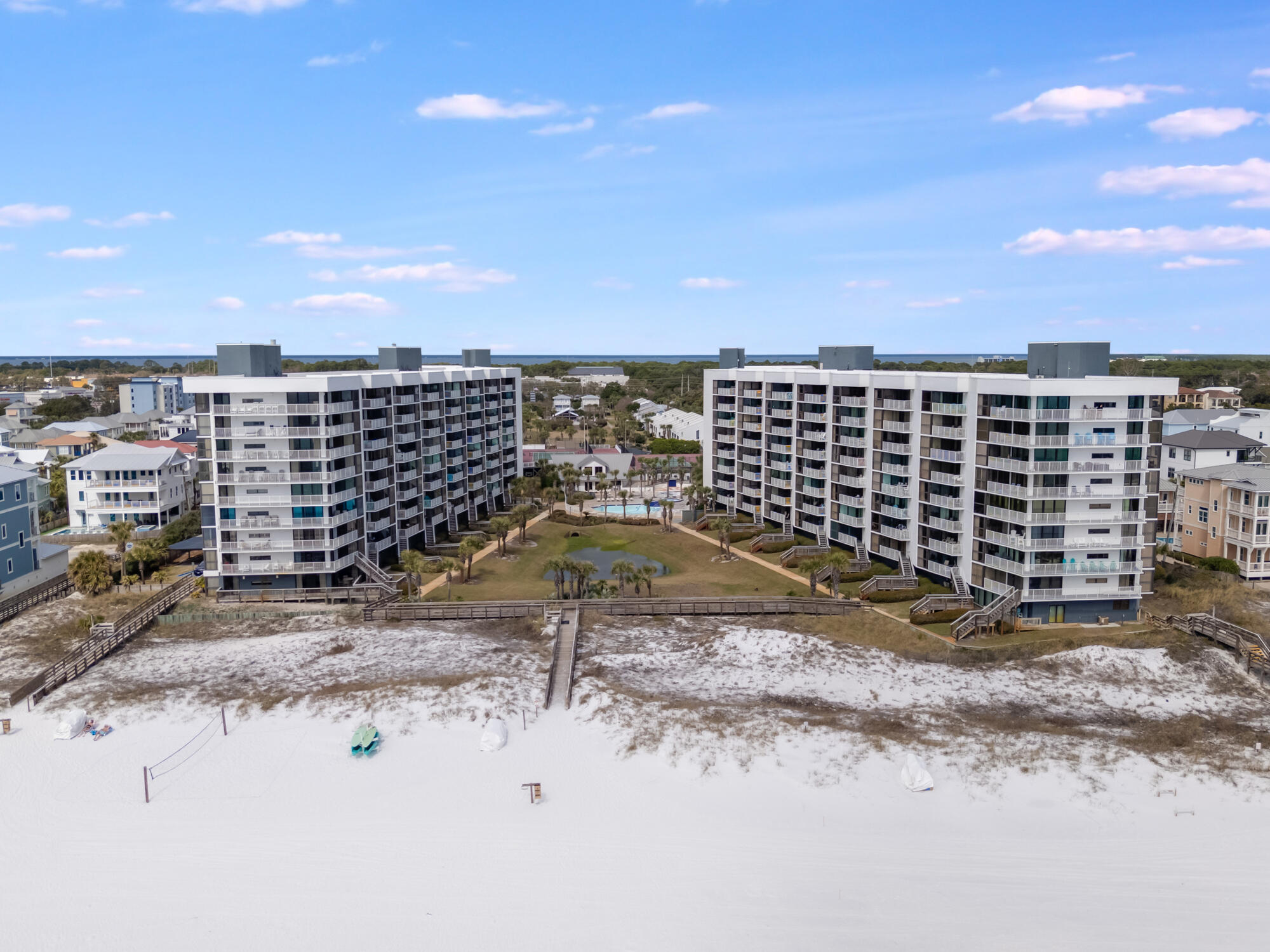 MAINSAIL CONDO PH 3 - Residential
