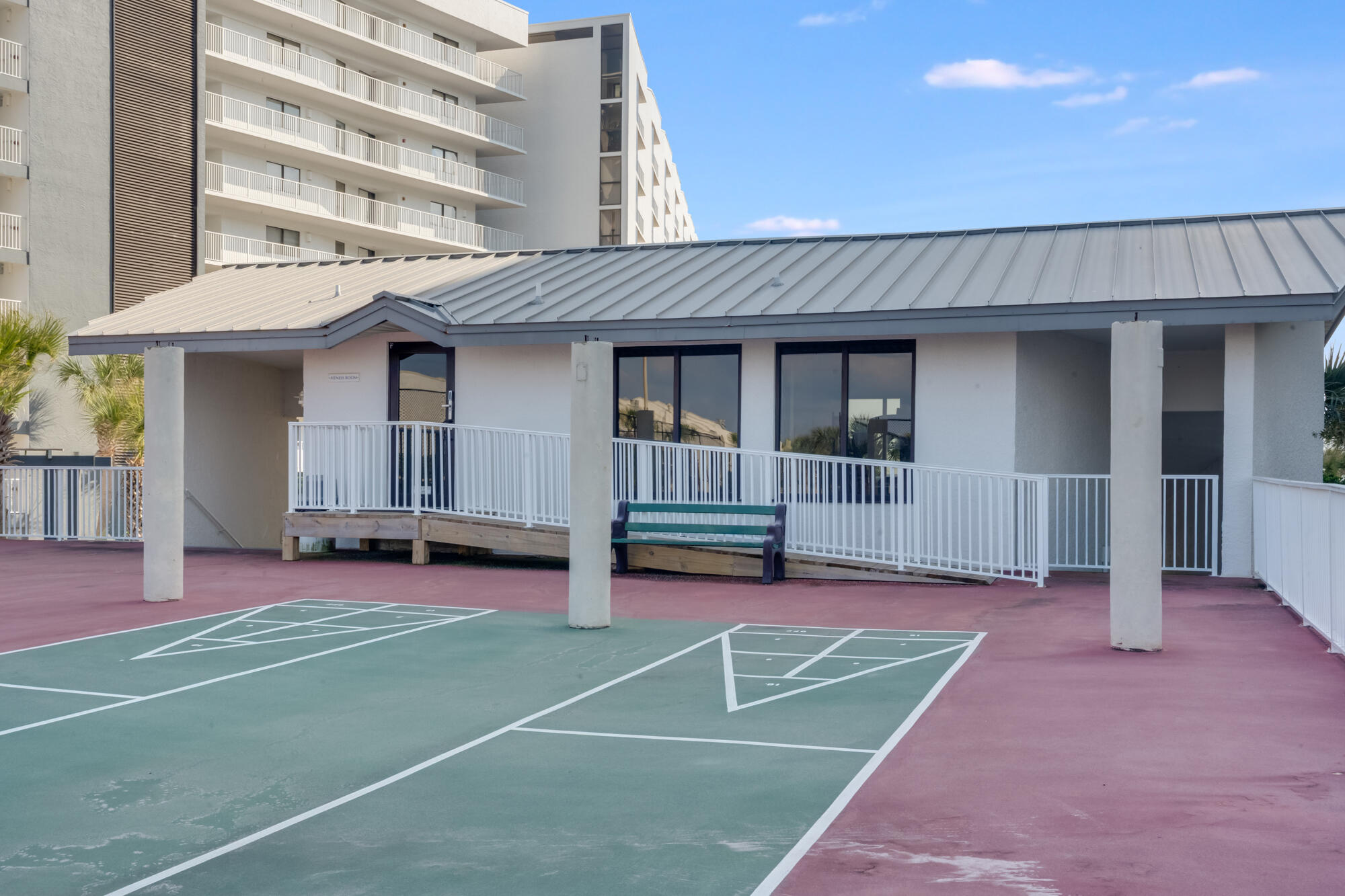 MAINSAIL CONDO PH 3 - Residential