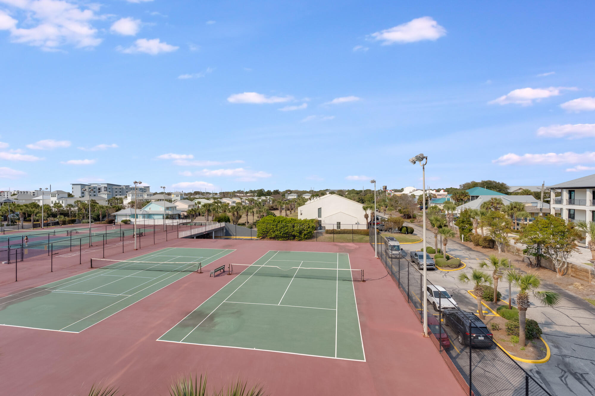 MAINSAIL CONDO PH 3 - Residential
