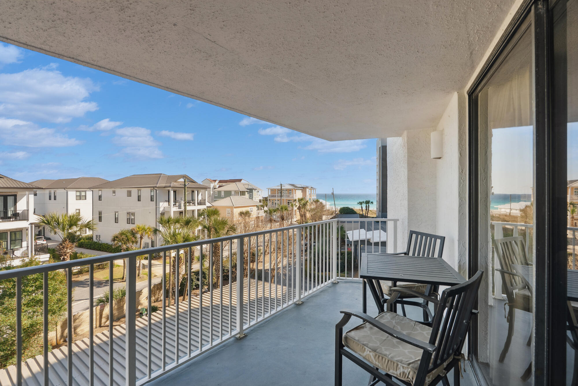 MAINSAIL CONDO PH 3 - Residential
