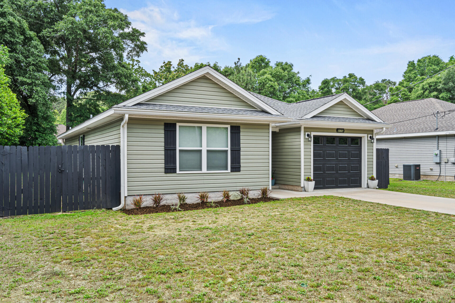 GARDEN CITY - Residential
