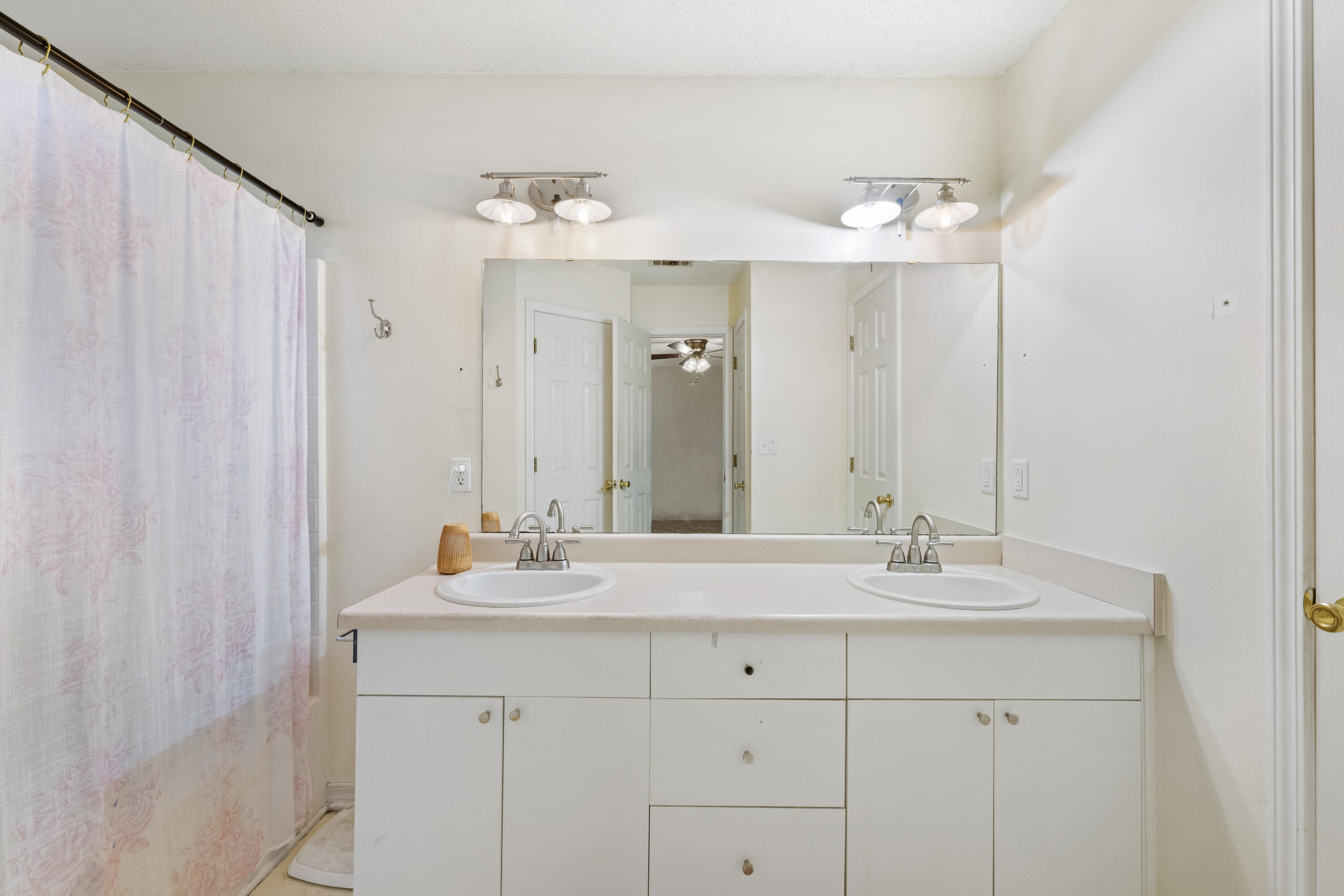 COUNTRYVIEW ESTATES 4TH ADDN PH 5 - Residential