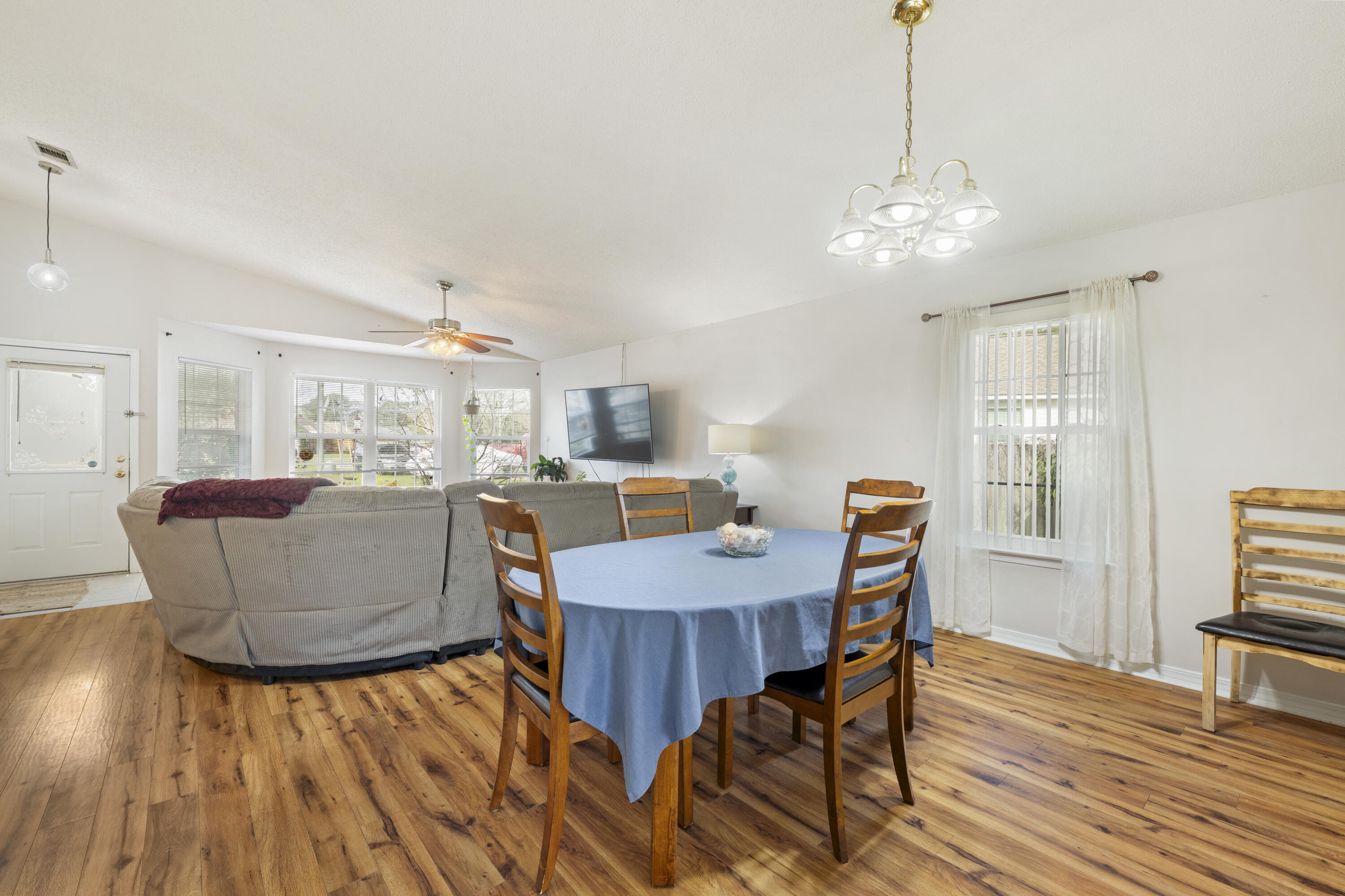 COUNTRYVIEW ESTATES 4TH ADDN PH 5 - Residential