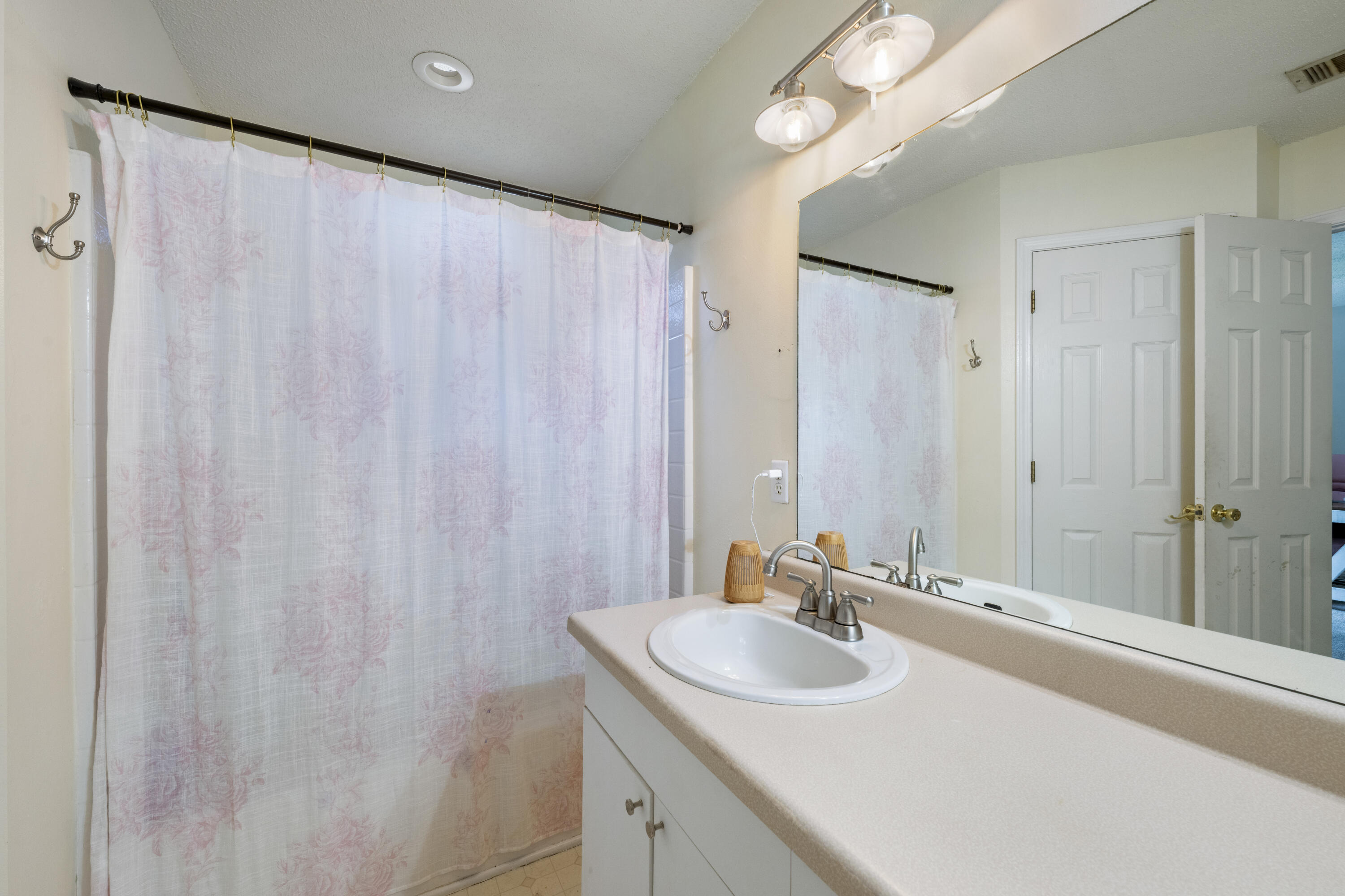 COUNTRYVIEW ESTATES 4TH ADDN PH 5 - Residential