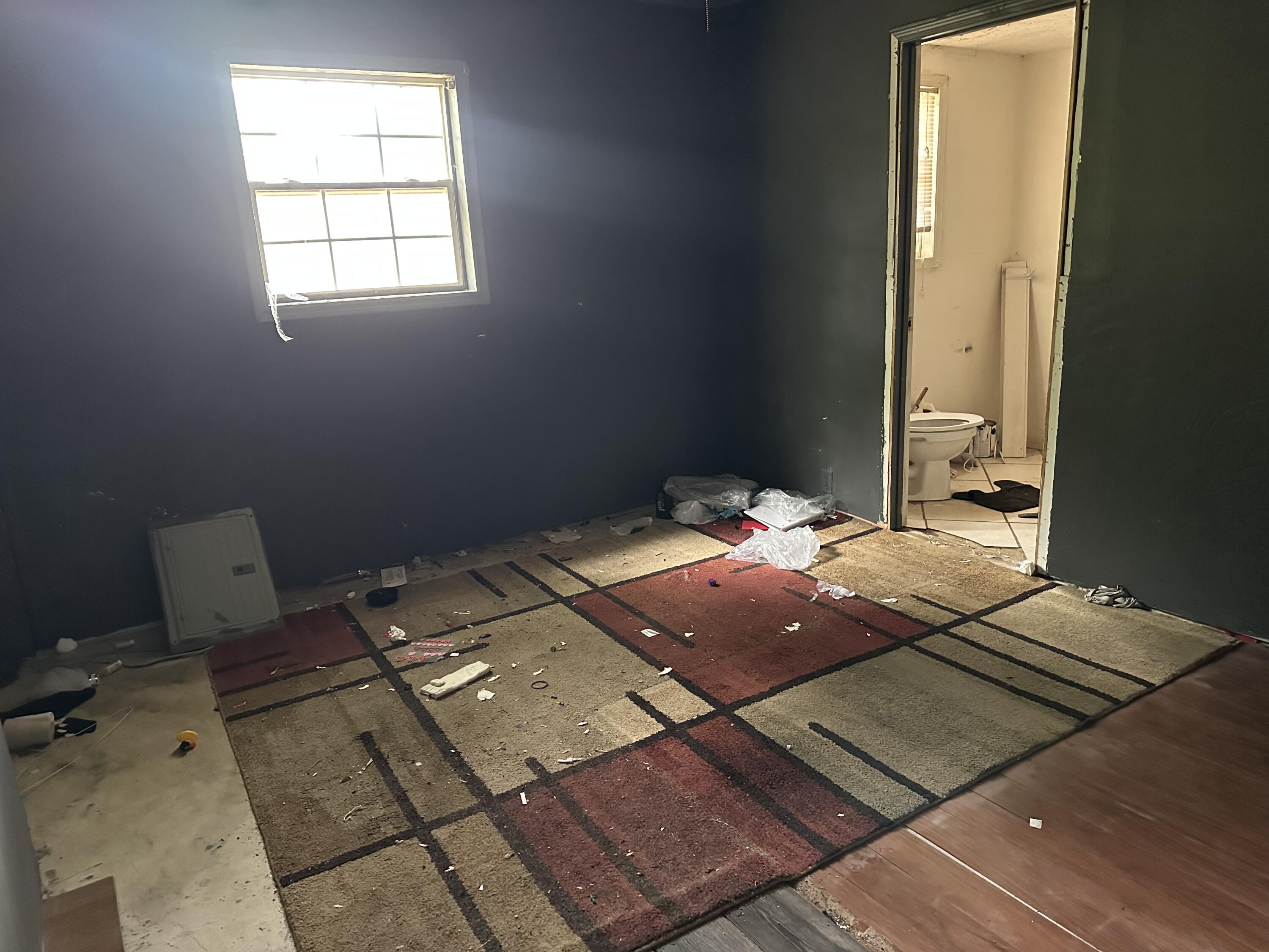 OAKWOOD HILLS UNIT 1 - Residential