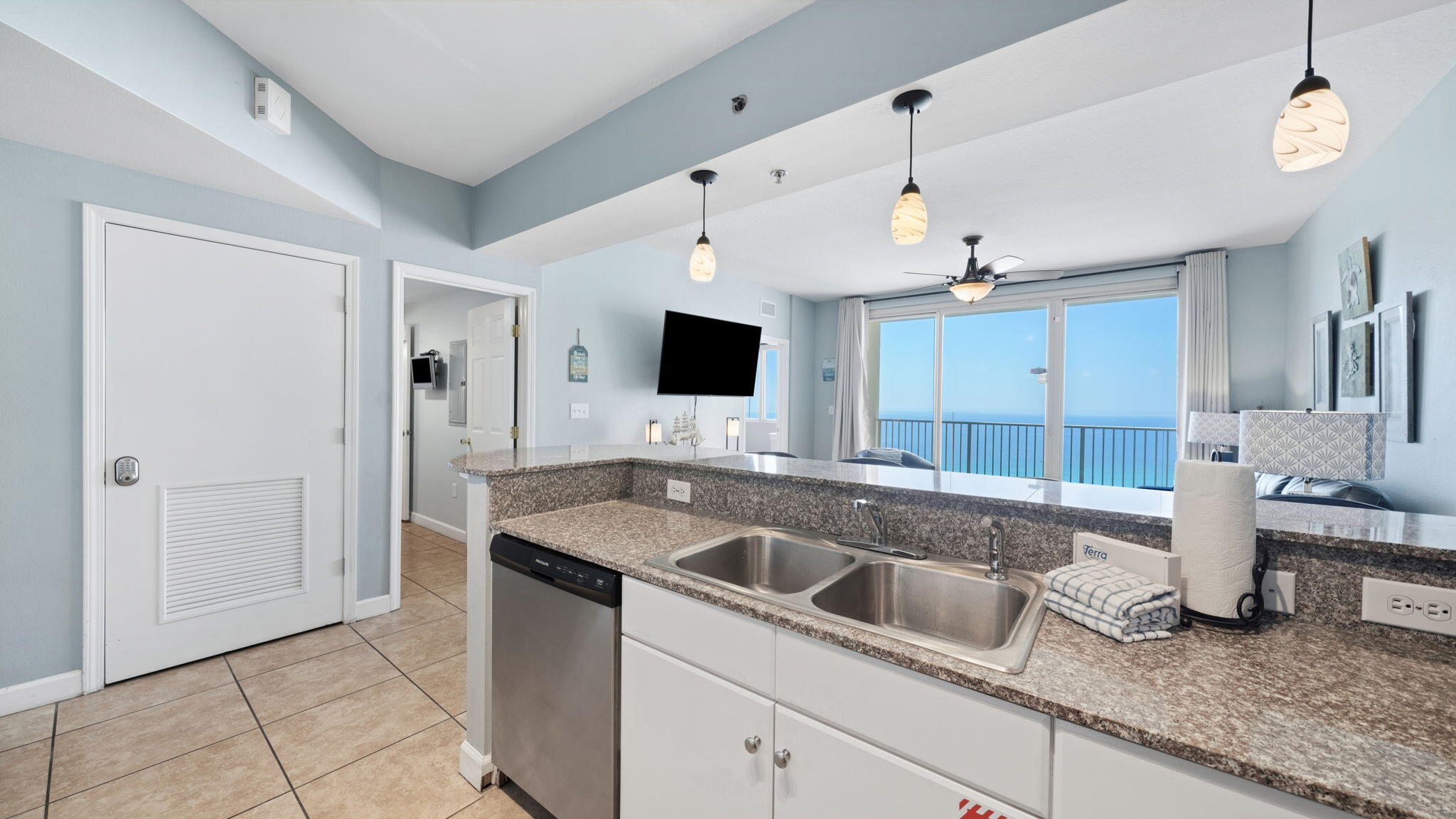 SHORES OF PANAMA - Residential