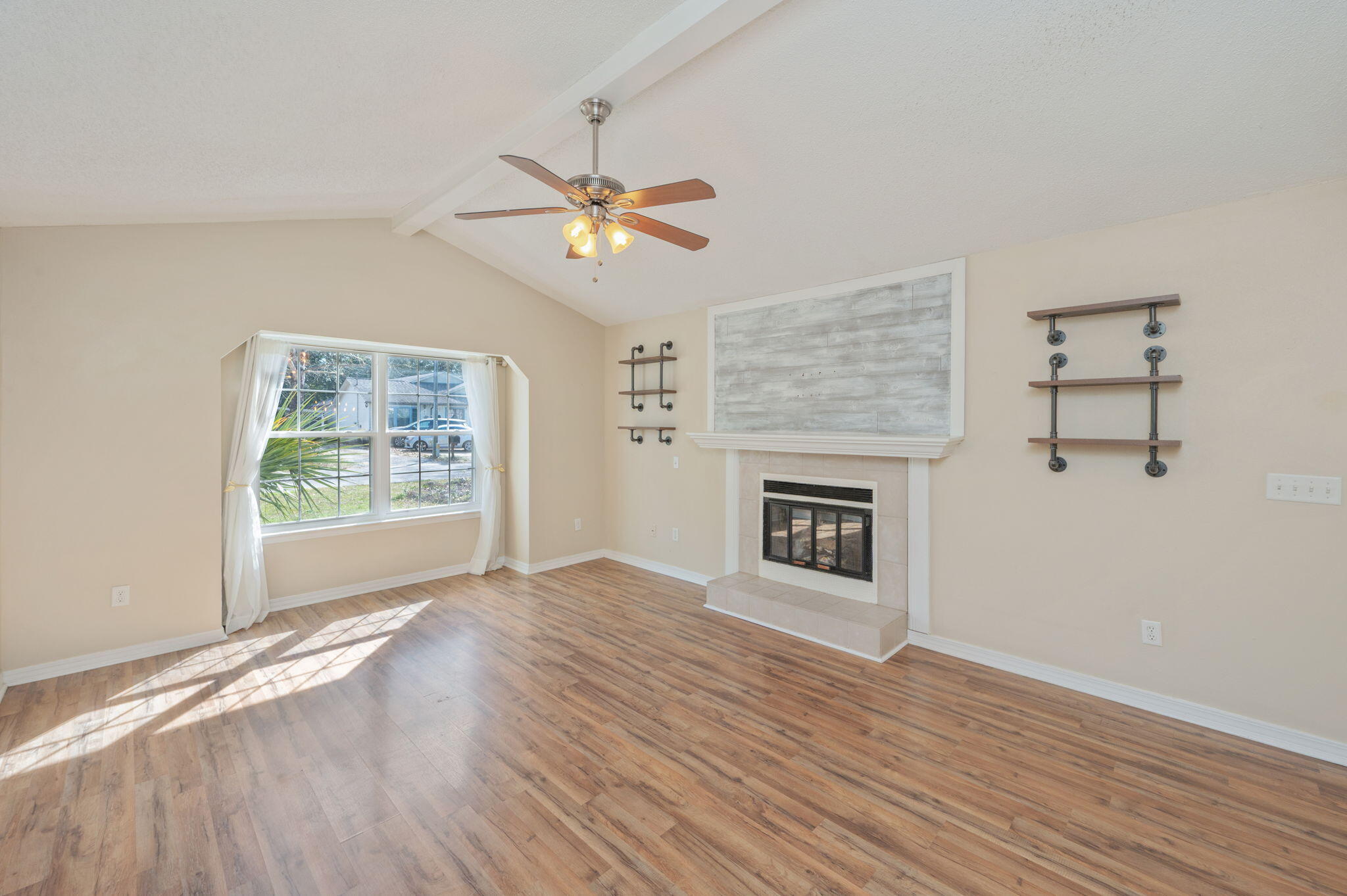 VALPARAISO PINECREST 3 - Residential