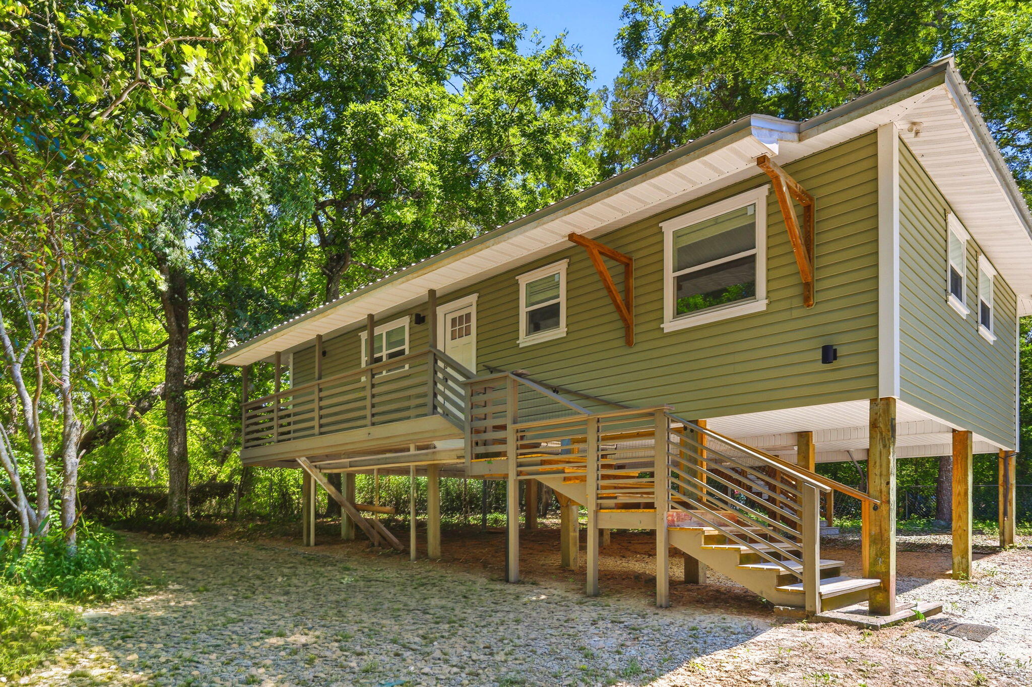 Photo 1 of 29 — 35 North Avenue, Freeport, FL 32439