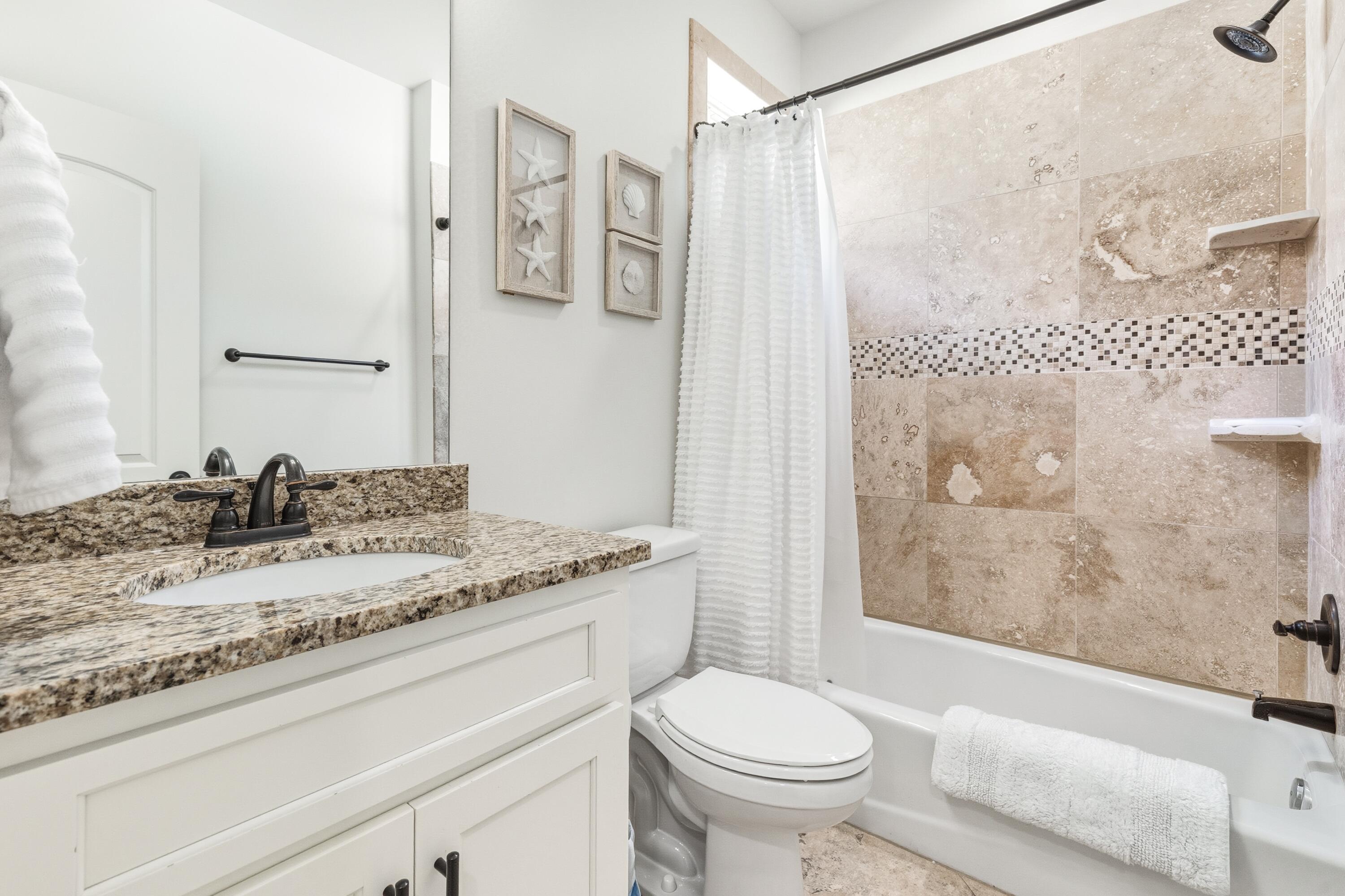 VILLA LAGO - Residential