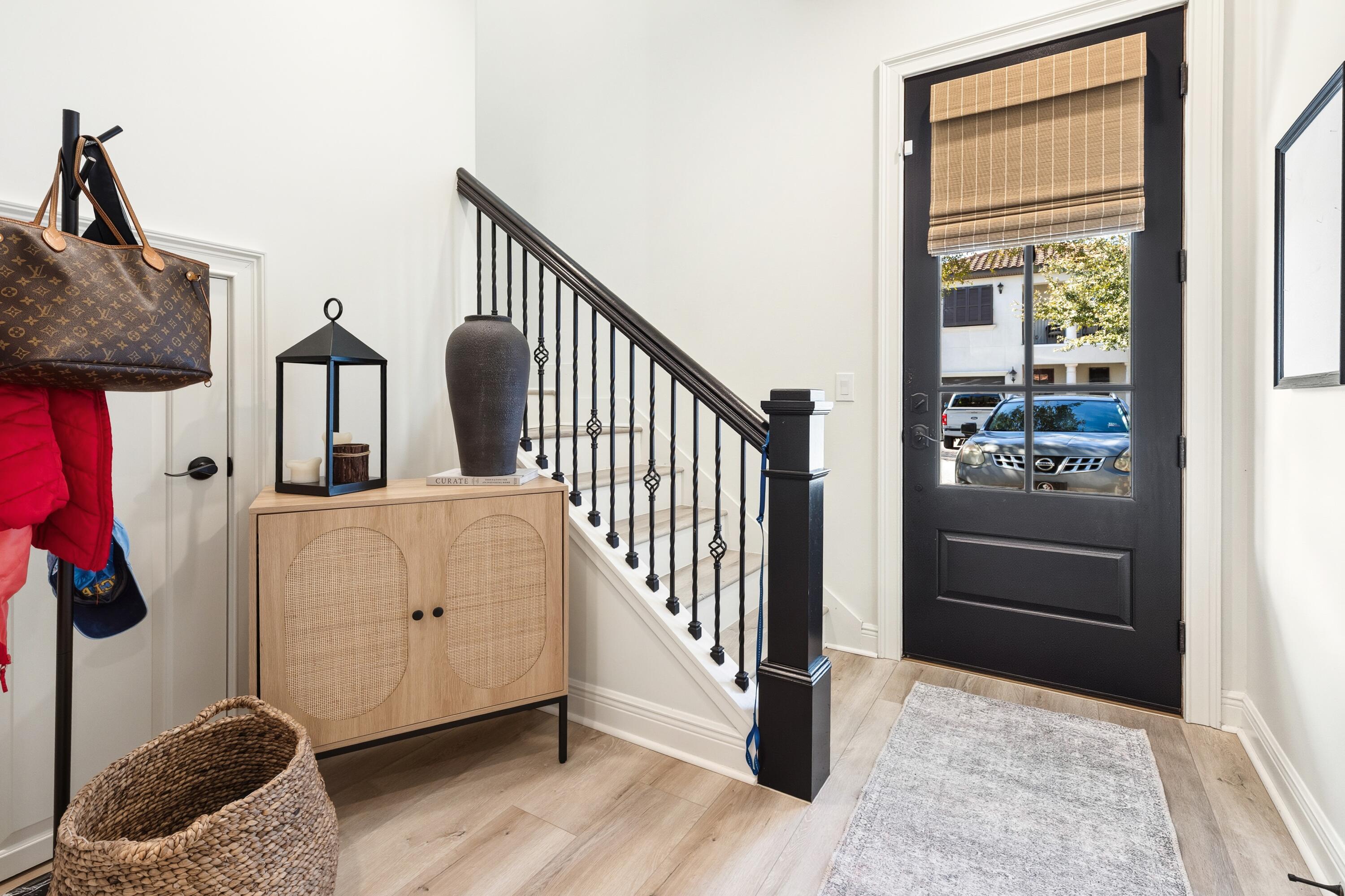 VILLA LAGO - Residential