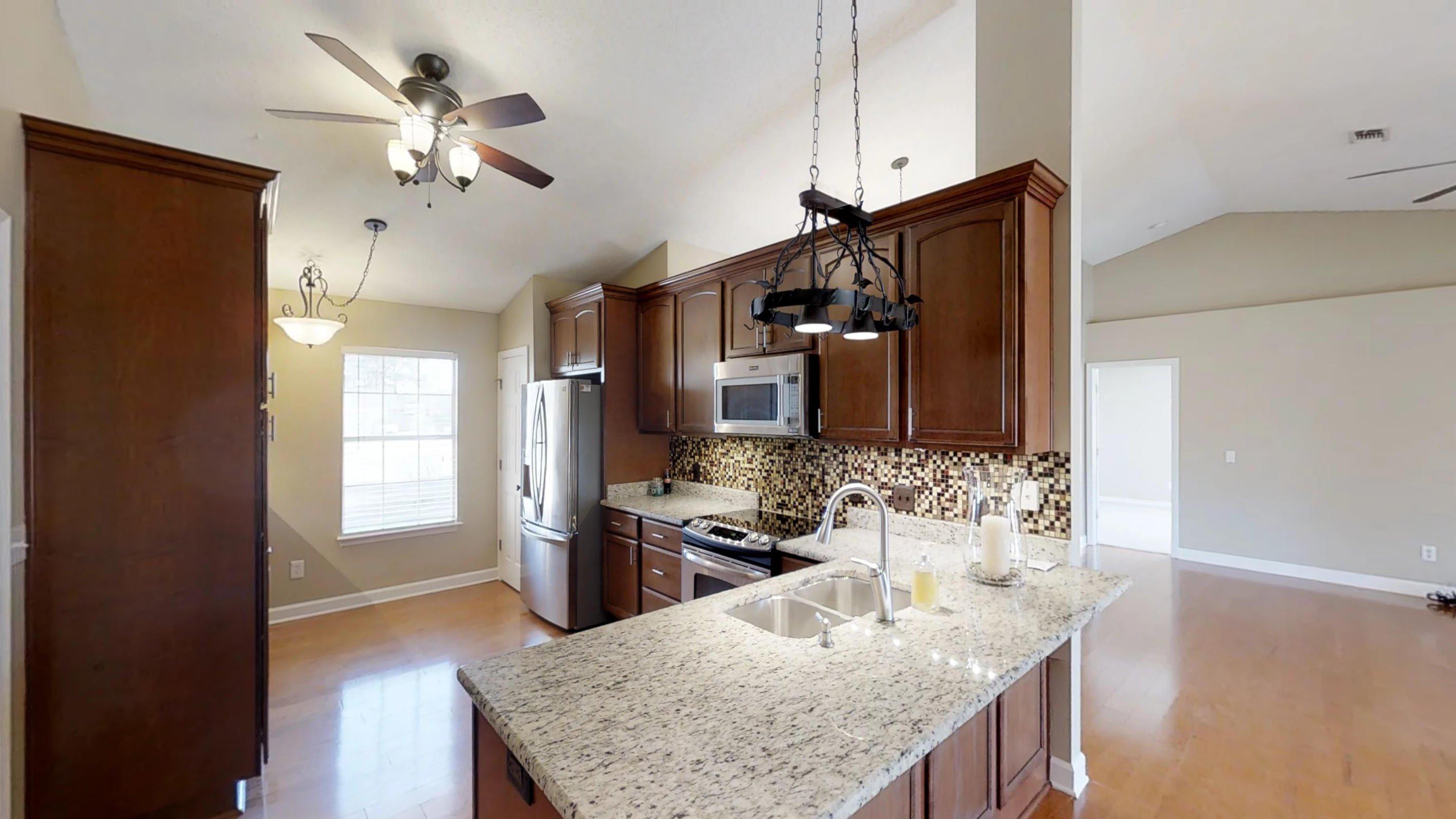 HOLLEY BY THE SEA - Residential