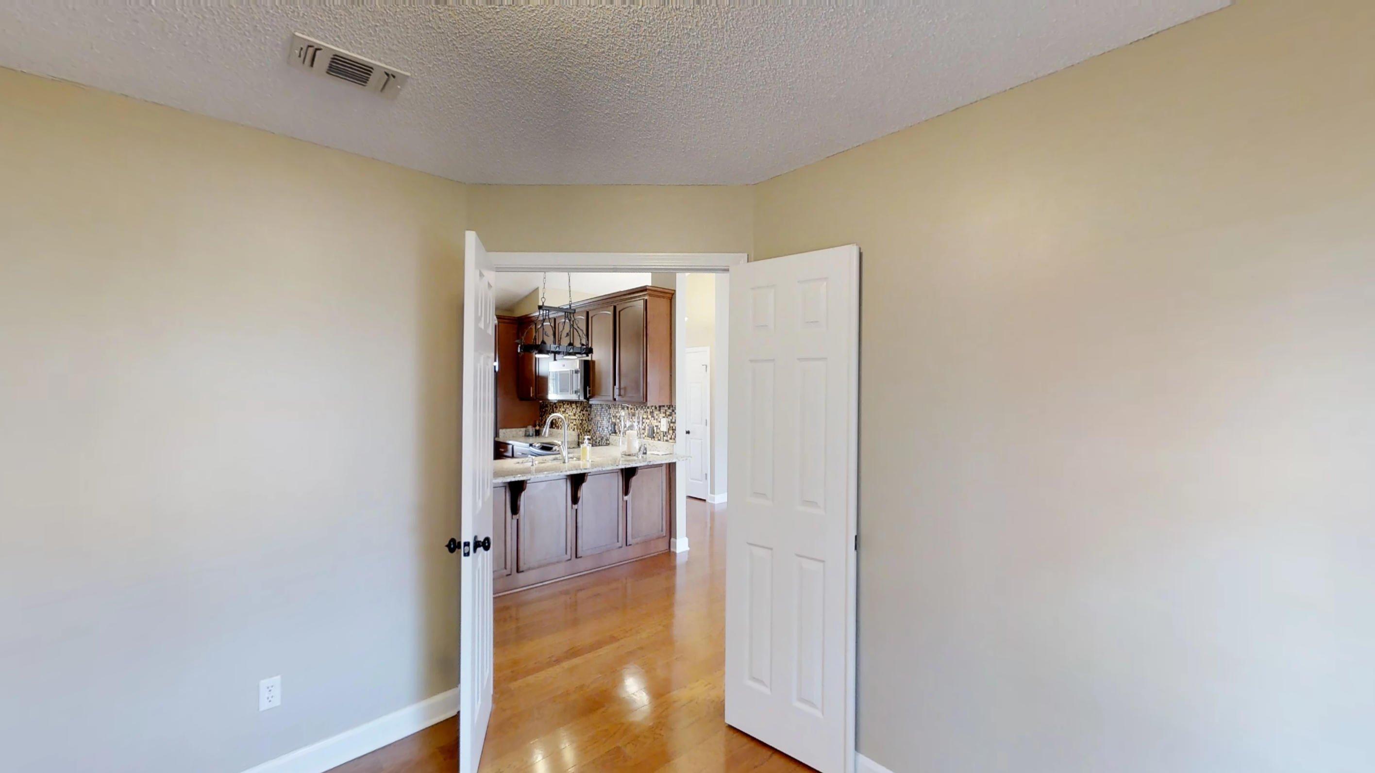 HOLLEY BY THE SEA - Residential