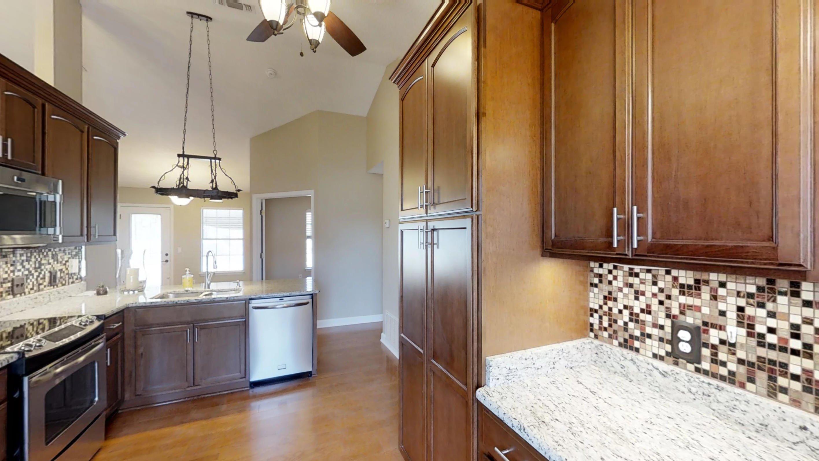 HOLLEY BY THE SEA - Residential