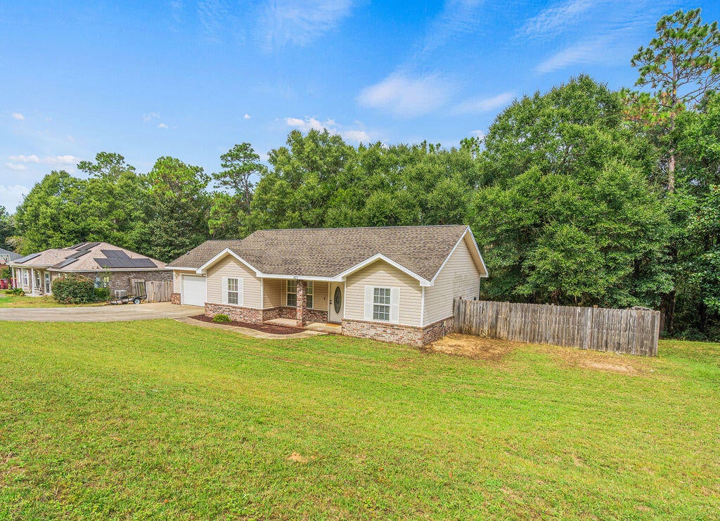 327 Lakeview Drive