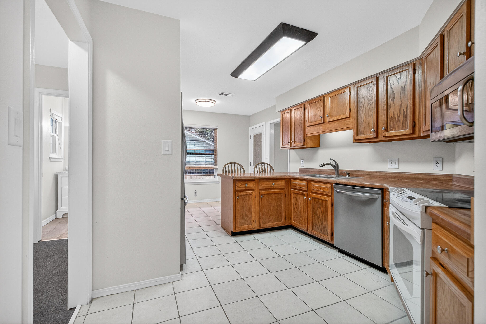 CREEKSIDE PH IV LOT 60 BLK C - Residential