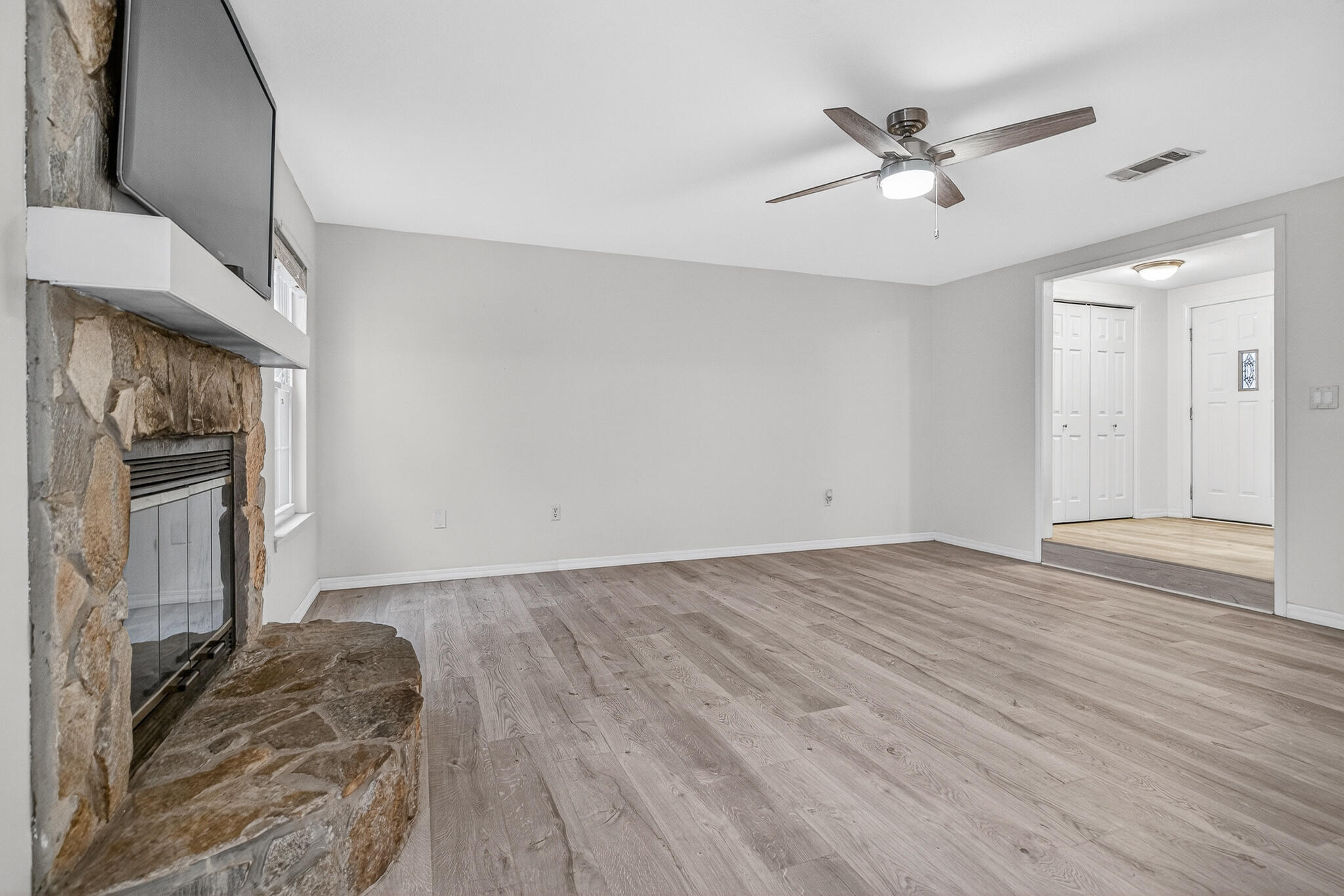 CREEKSIDE PH IV LOT 60 BLK C - Residential