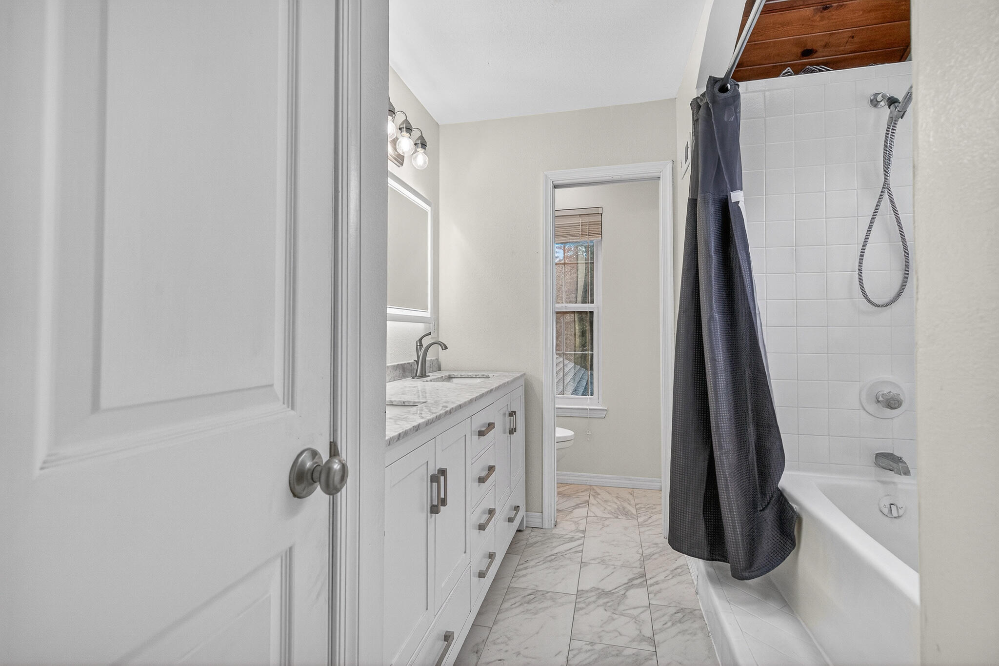 CREEKSIDE PH IV LOT 60 BLK C - Residential