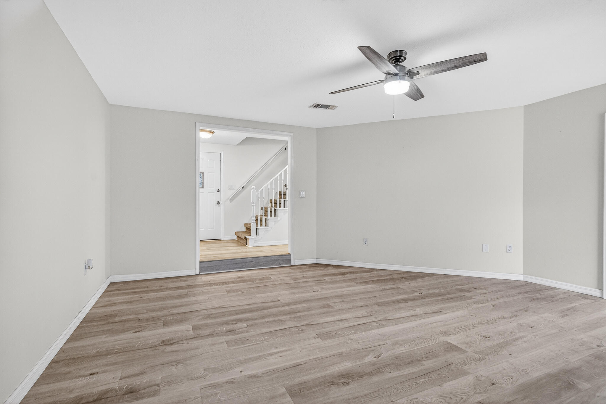 CREEKSIDE PH IV LOT 60 BLK C - Residential