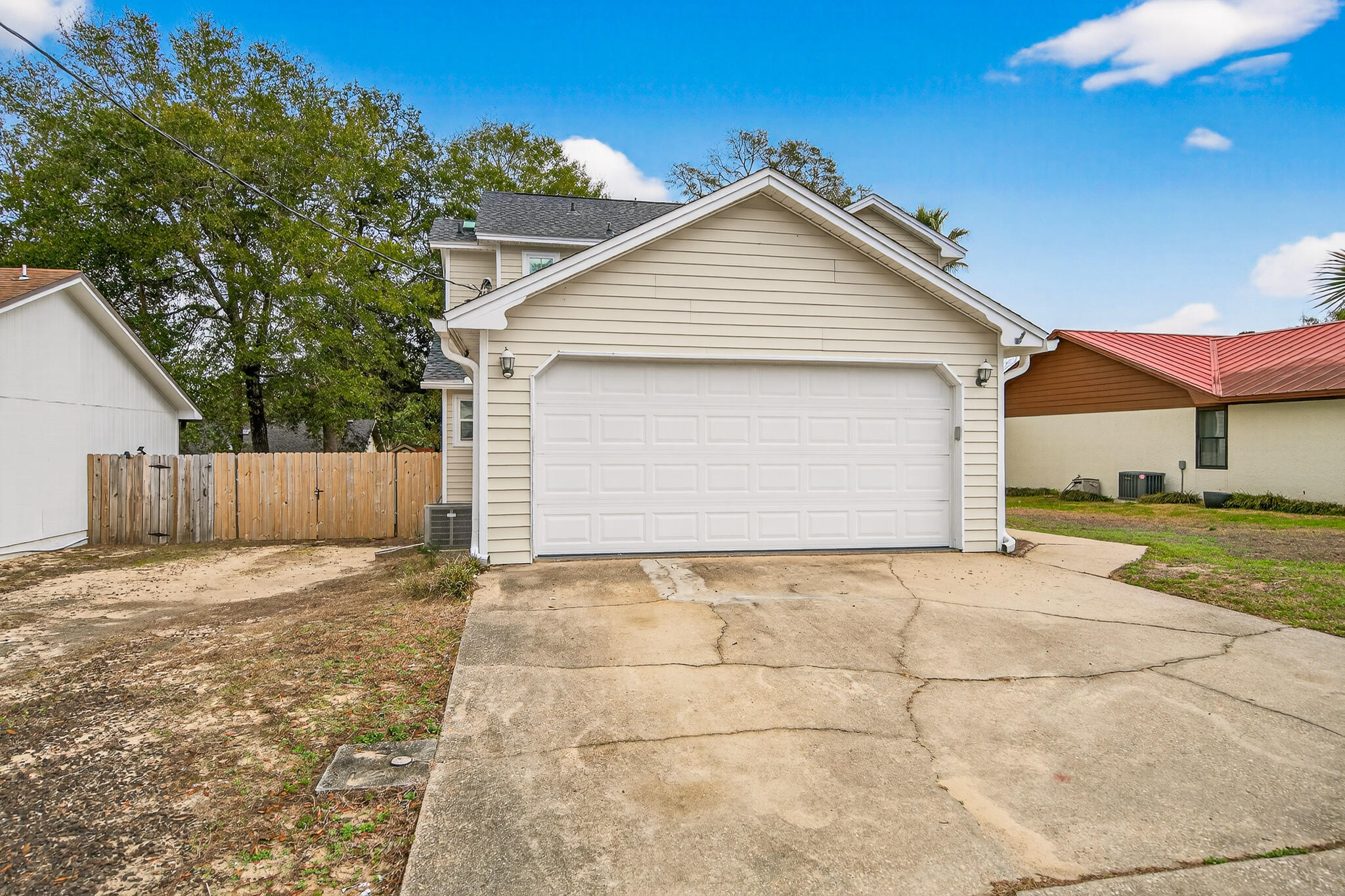 CREEKSIDE PH IV LOT 60 BLK C - Residential