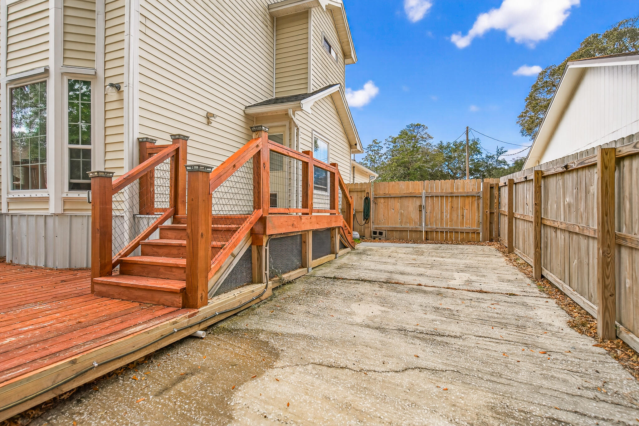 CREEKSIDE PH IV LOT 60 BLK C - Residential