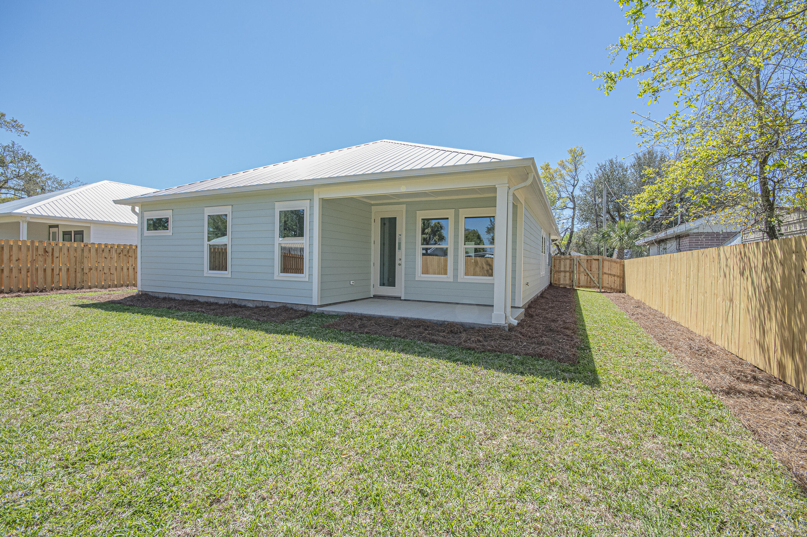 LONG POINT PARK 2ND ADDN - Residential