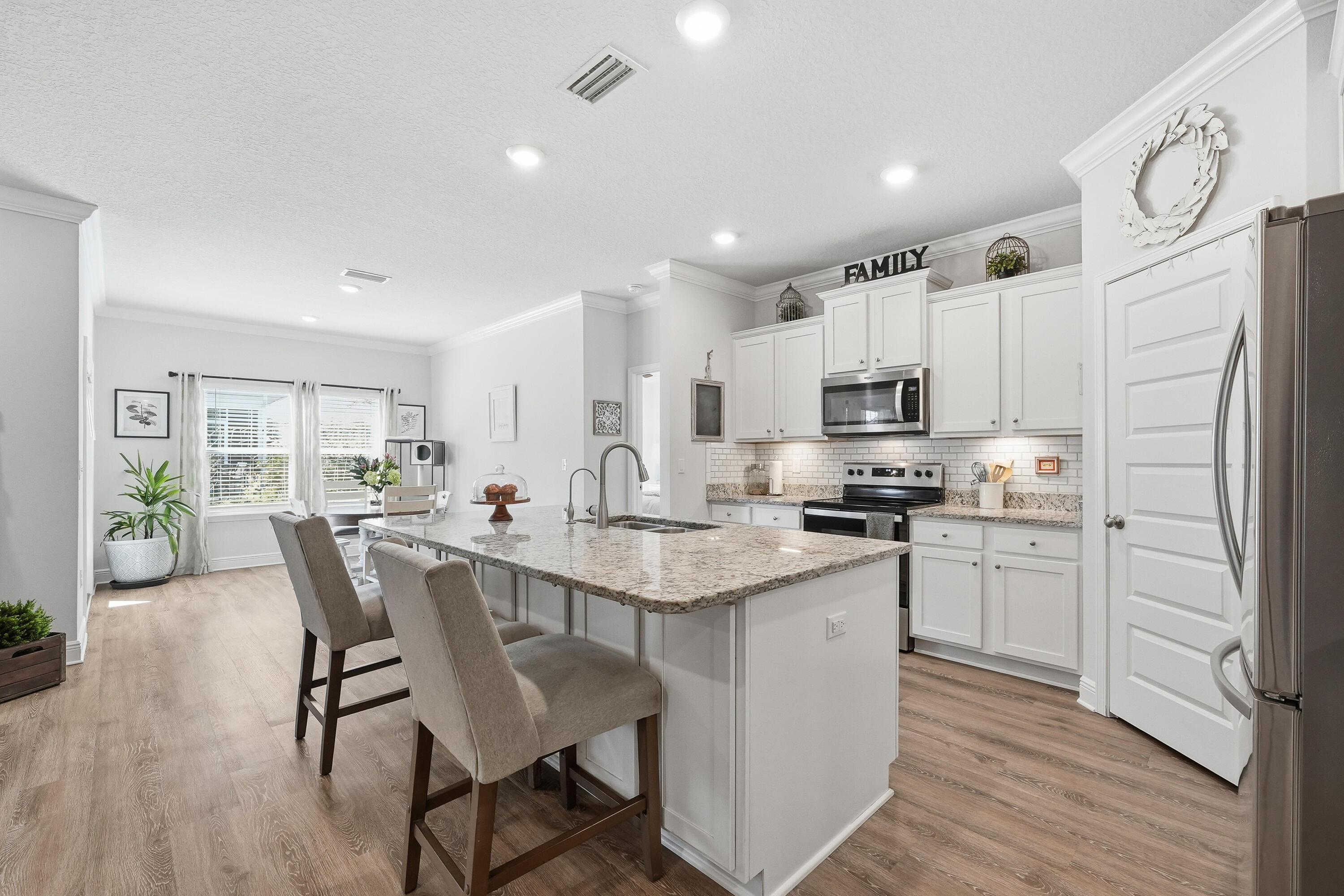 HAMMOCK BAY - FIREFLY - Residential