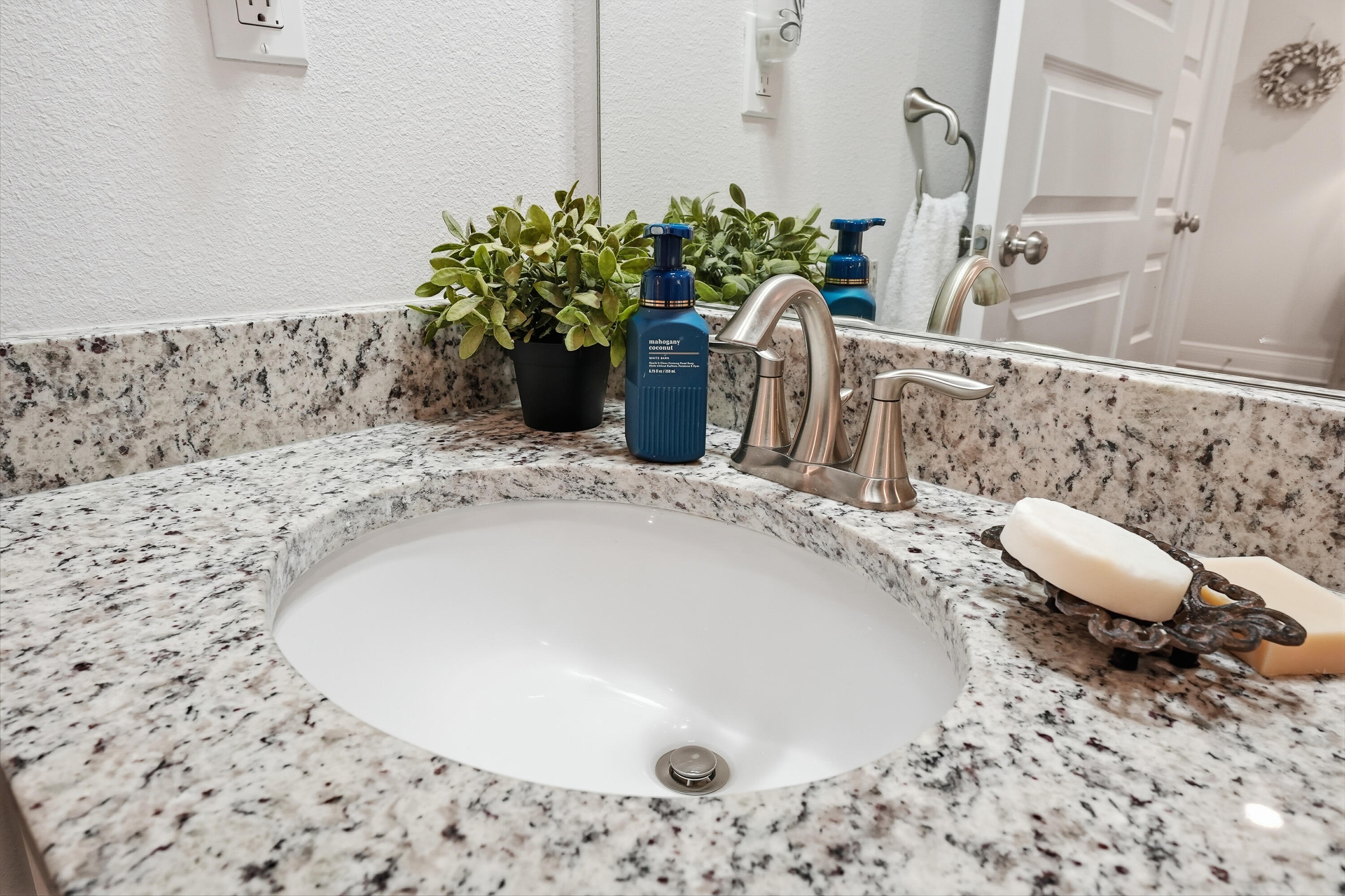 HAMMOCK BAY - FIREFLY - Residential