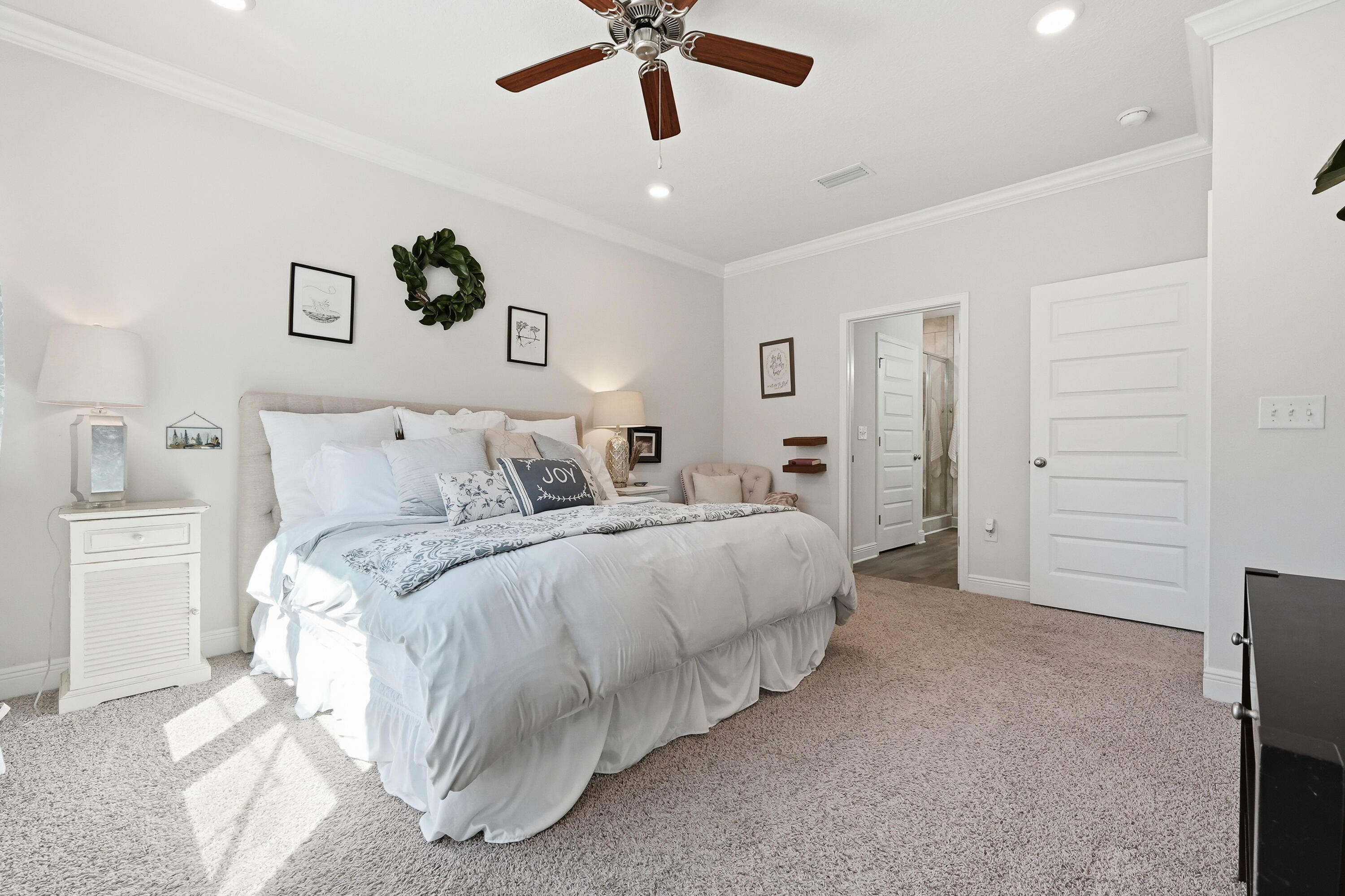 HAMMOCK BAY - FIREFLY - Residential