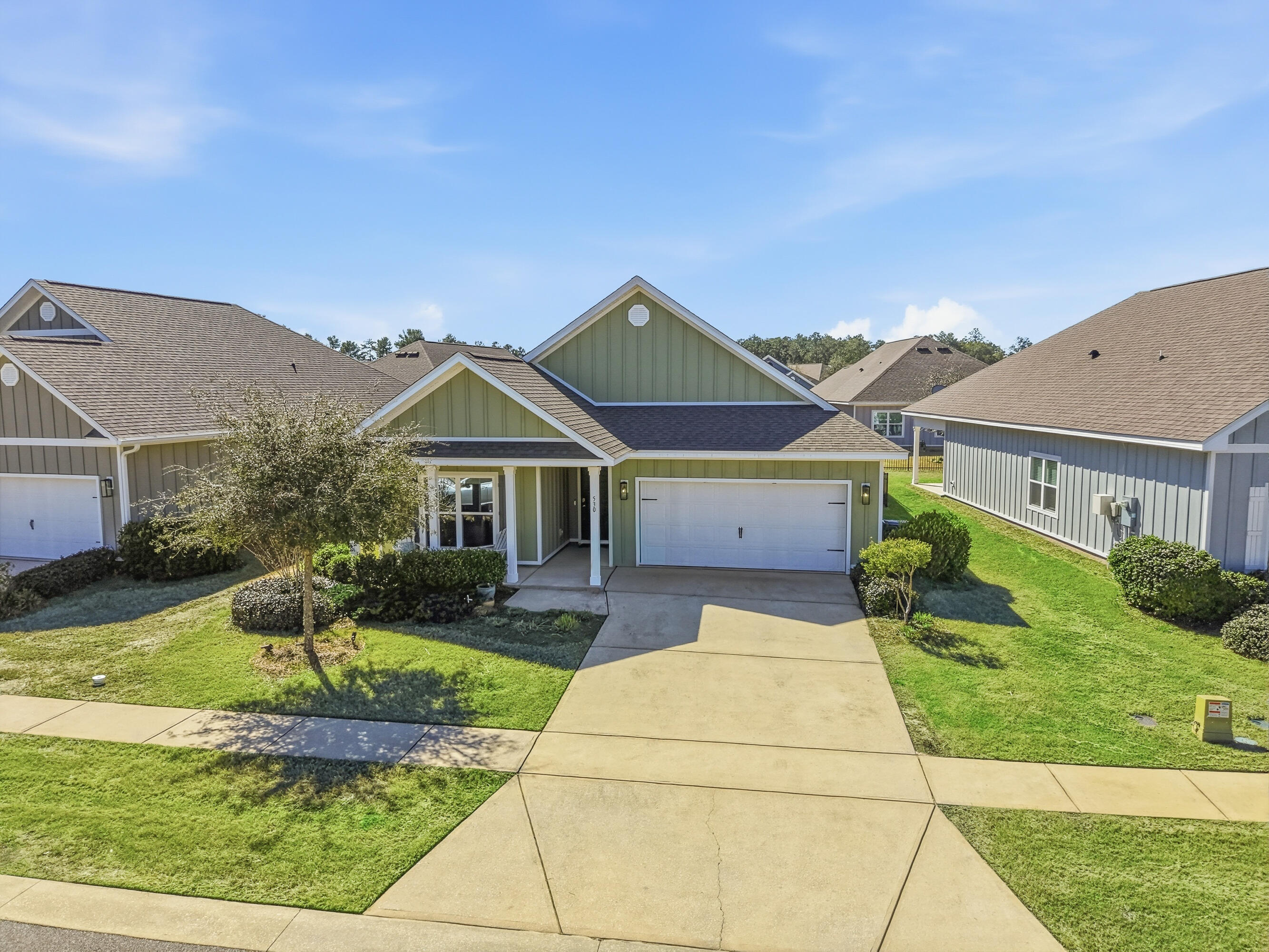 HAMMOCK BAY - FIREFLY - Residential