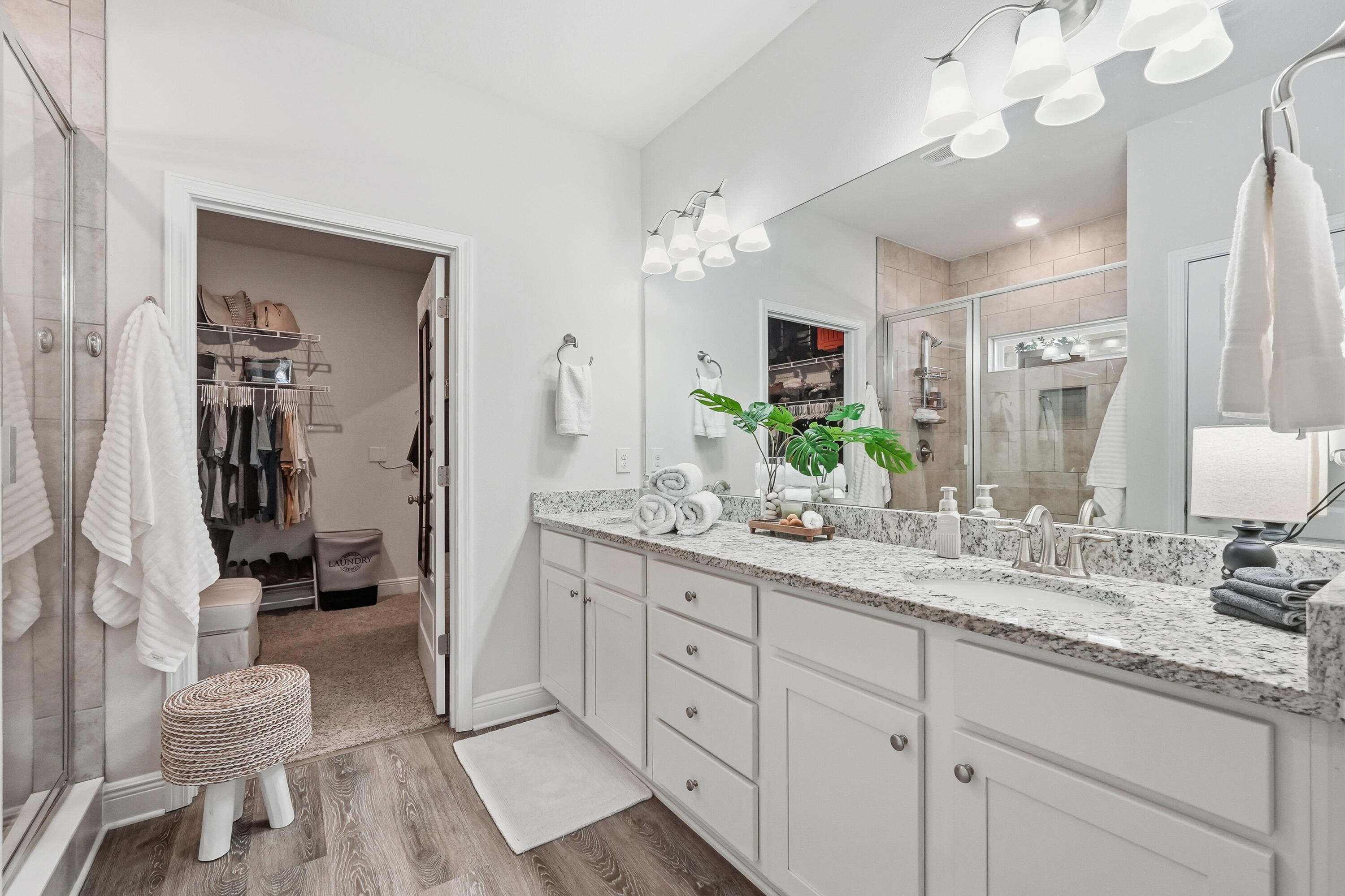 HAMMOCK BAY - FIREFLY - Residential