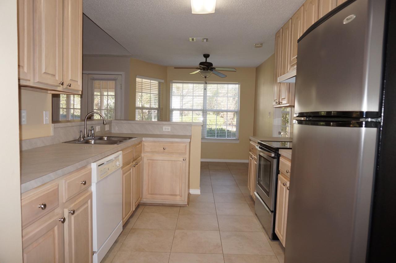 HOLLEY BY THE SEA - Residential