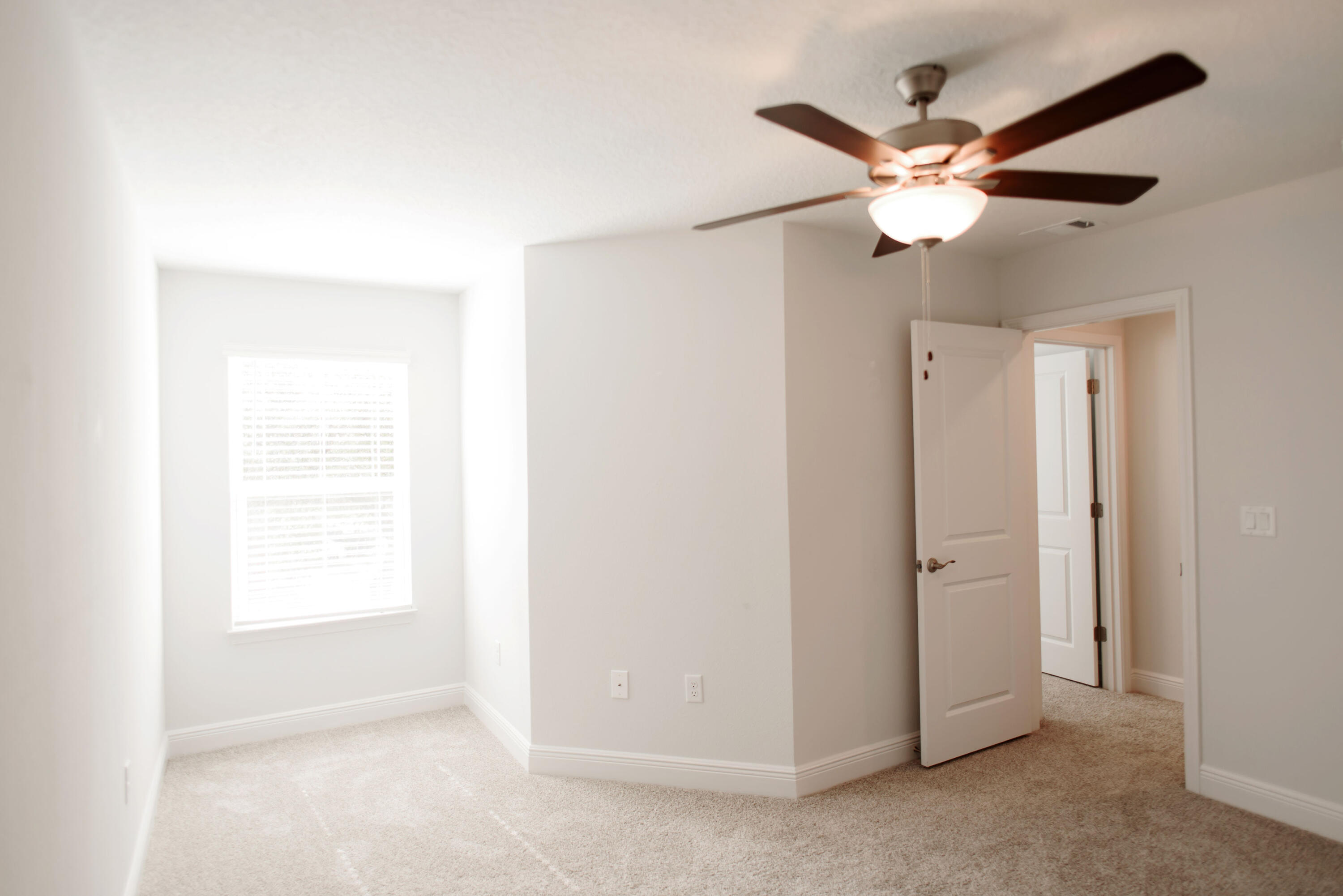 HIDDEN BAY VILLAGE - Residential