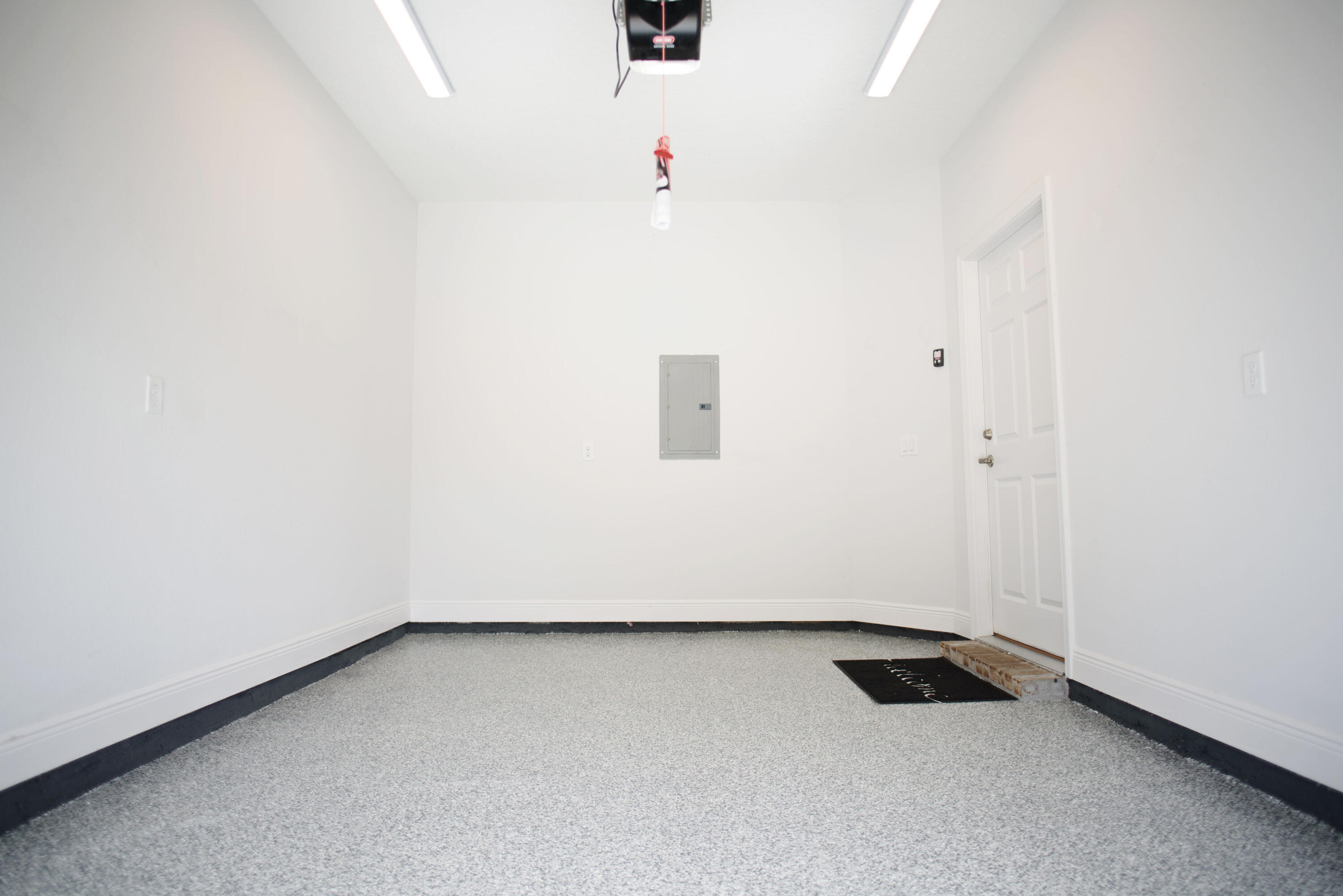 HIDDEN BAY VILLAGE - Residential