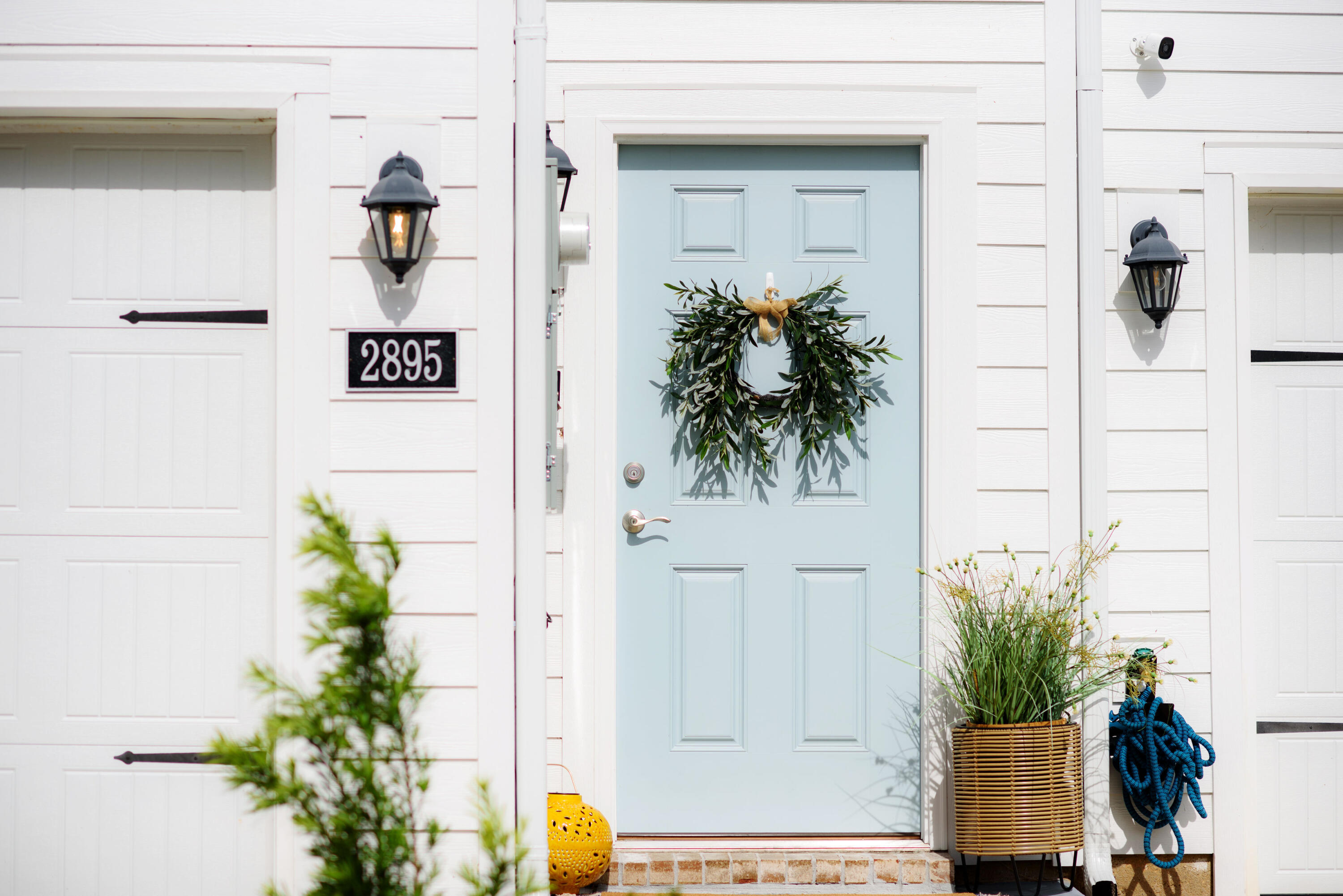 HIDDEN BAY VILLAGE - Residential