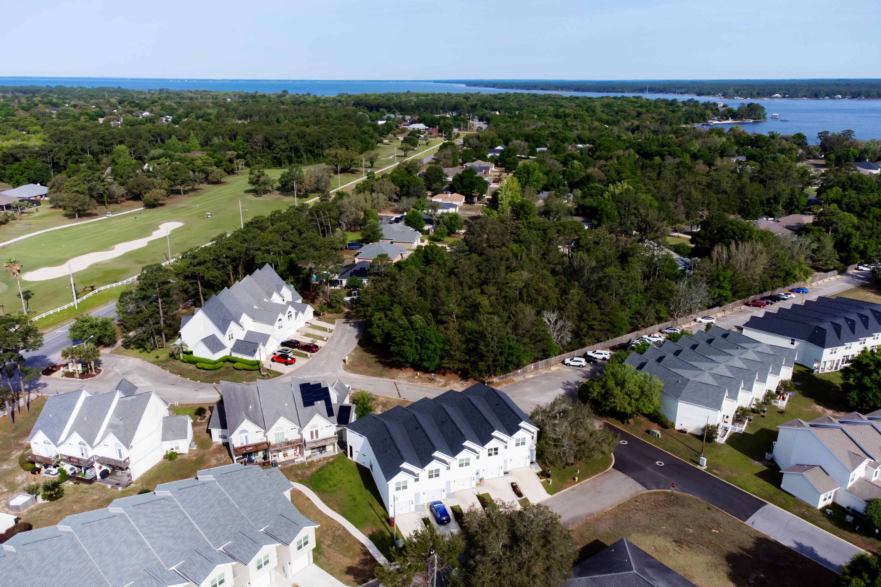 HIDDEN BAY VILLAGE - Residential