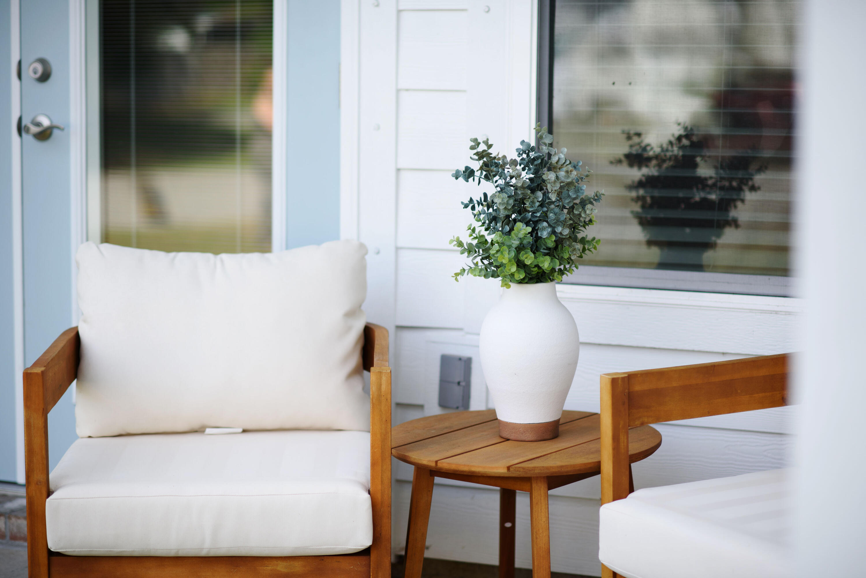 HIDDEN BAY VILLAGE - Residential