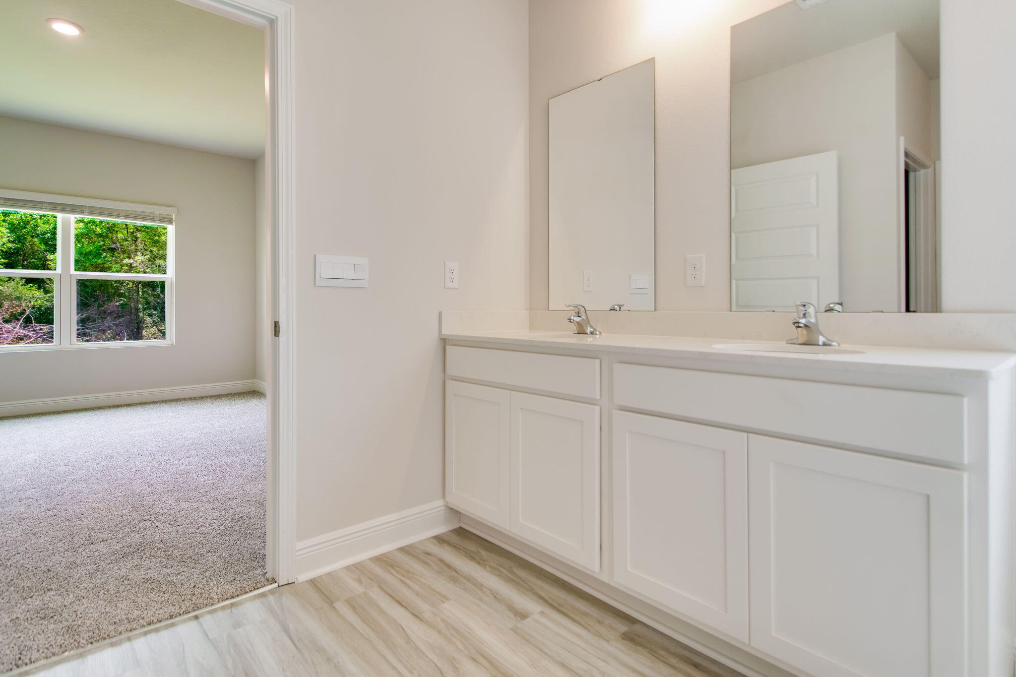 PLANTATION WOODS - Residential
