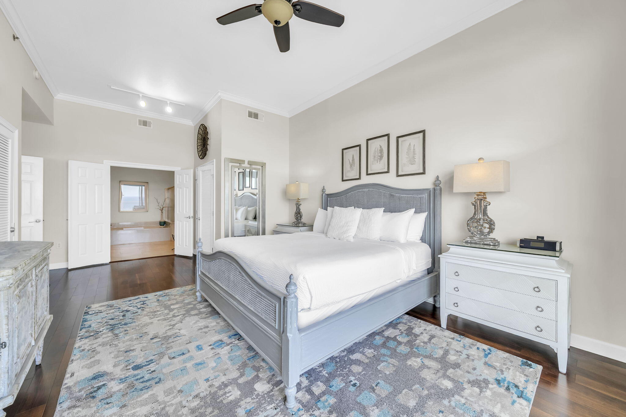 STERLING SHORES - Residential