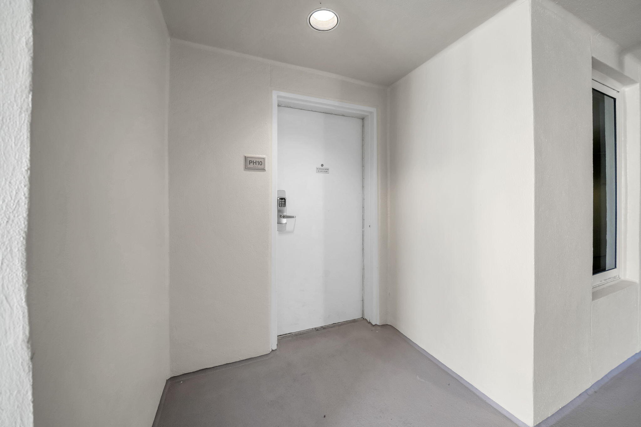 STERLING SHORES - Residential