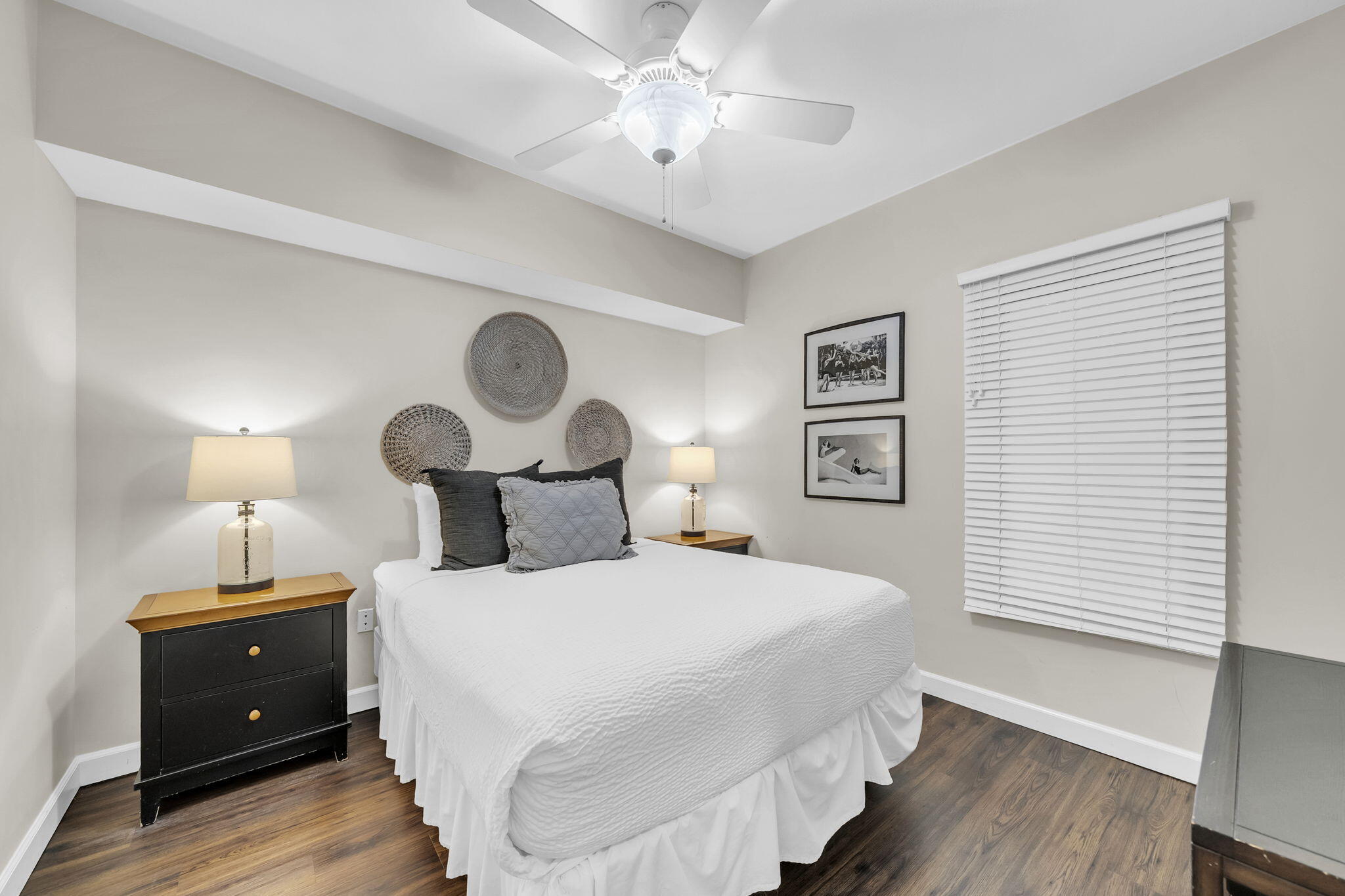 STERLING SHORES - Residential