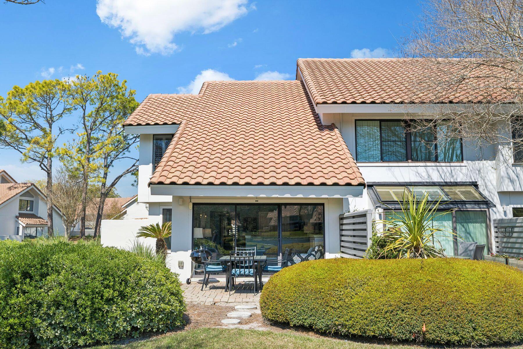 BEACHWALK VILLAS PH 04 - Residential