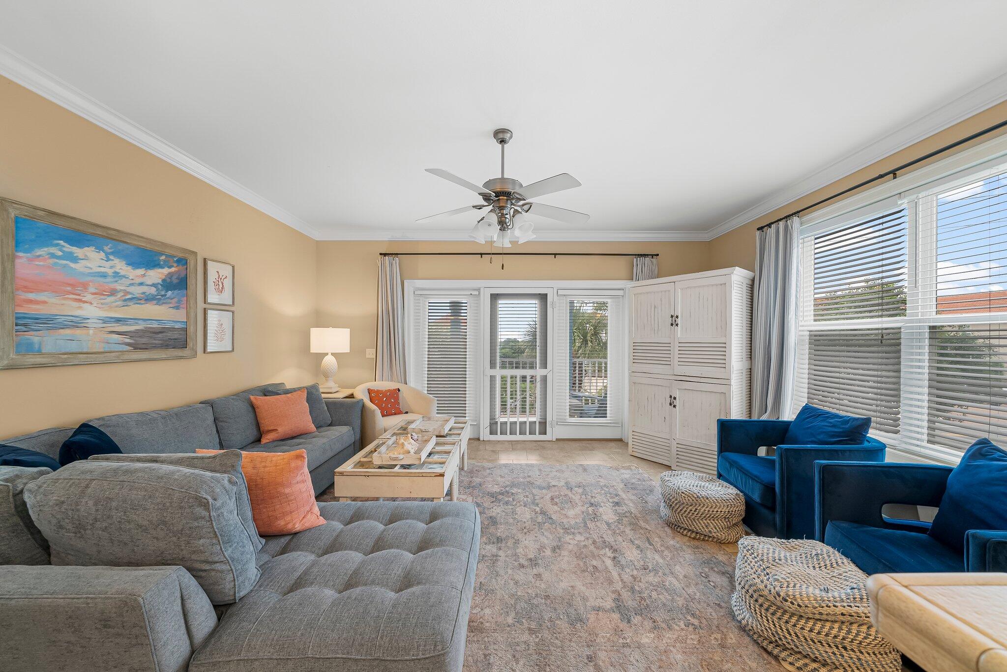 415 La Valencia Circle