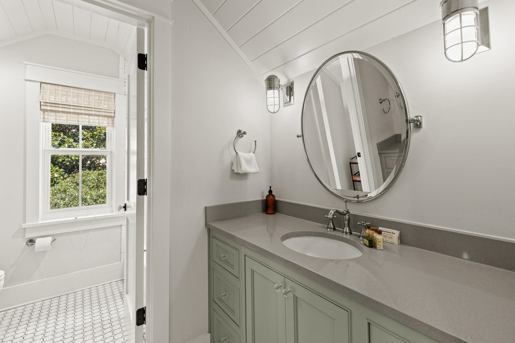 SEAGROVE 3RD ADDN - Residential