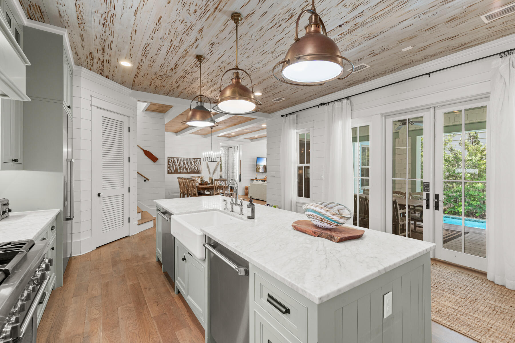 SEAGROVE 3RD ADDN - Residential