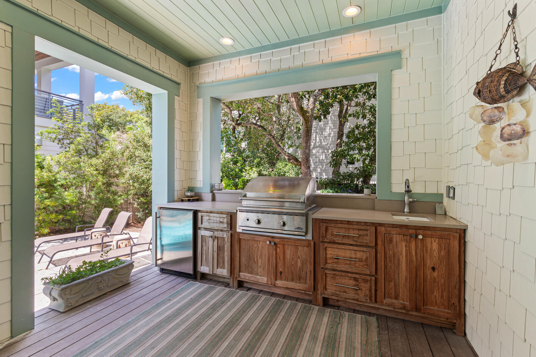 SEAGROVE 3RD ADDN - Residential