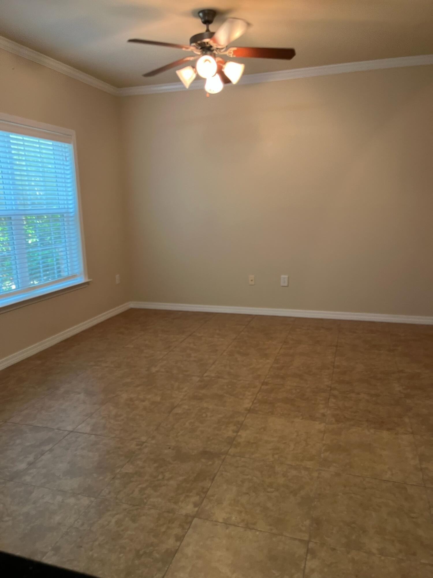 MERIDIAN SQUARE T/H - Residential