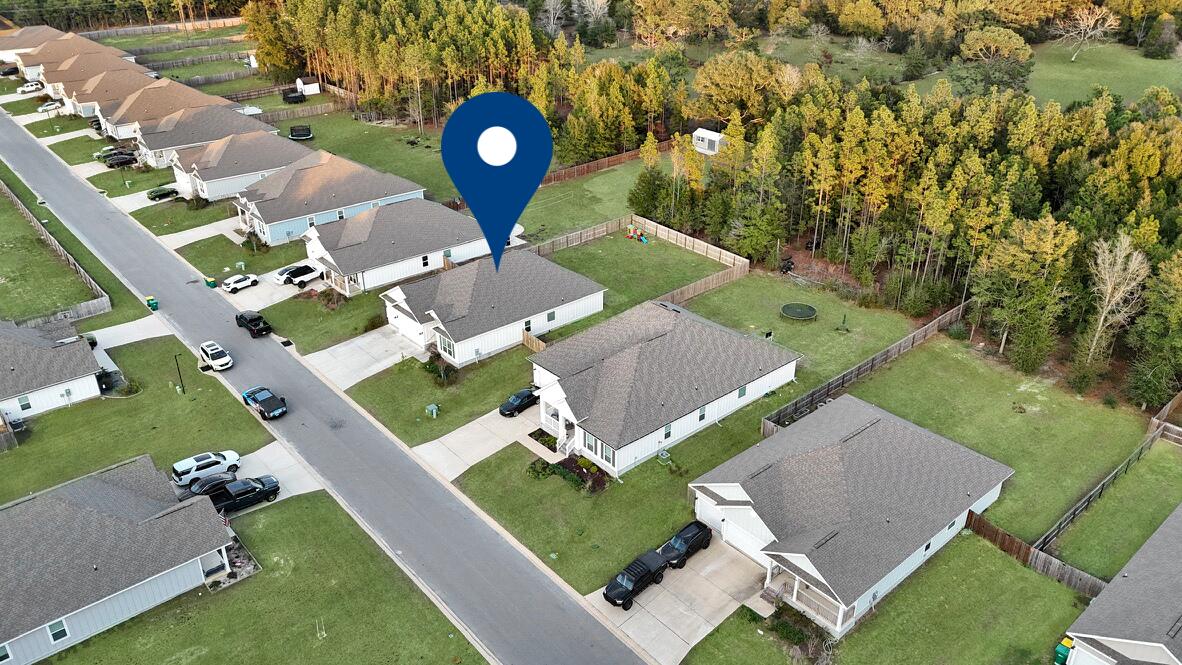 HILLWOOD ESTATES - Residential