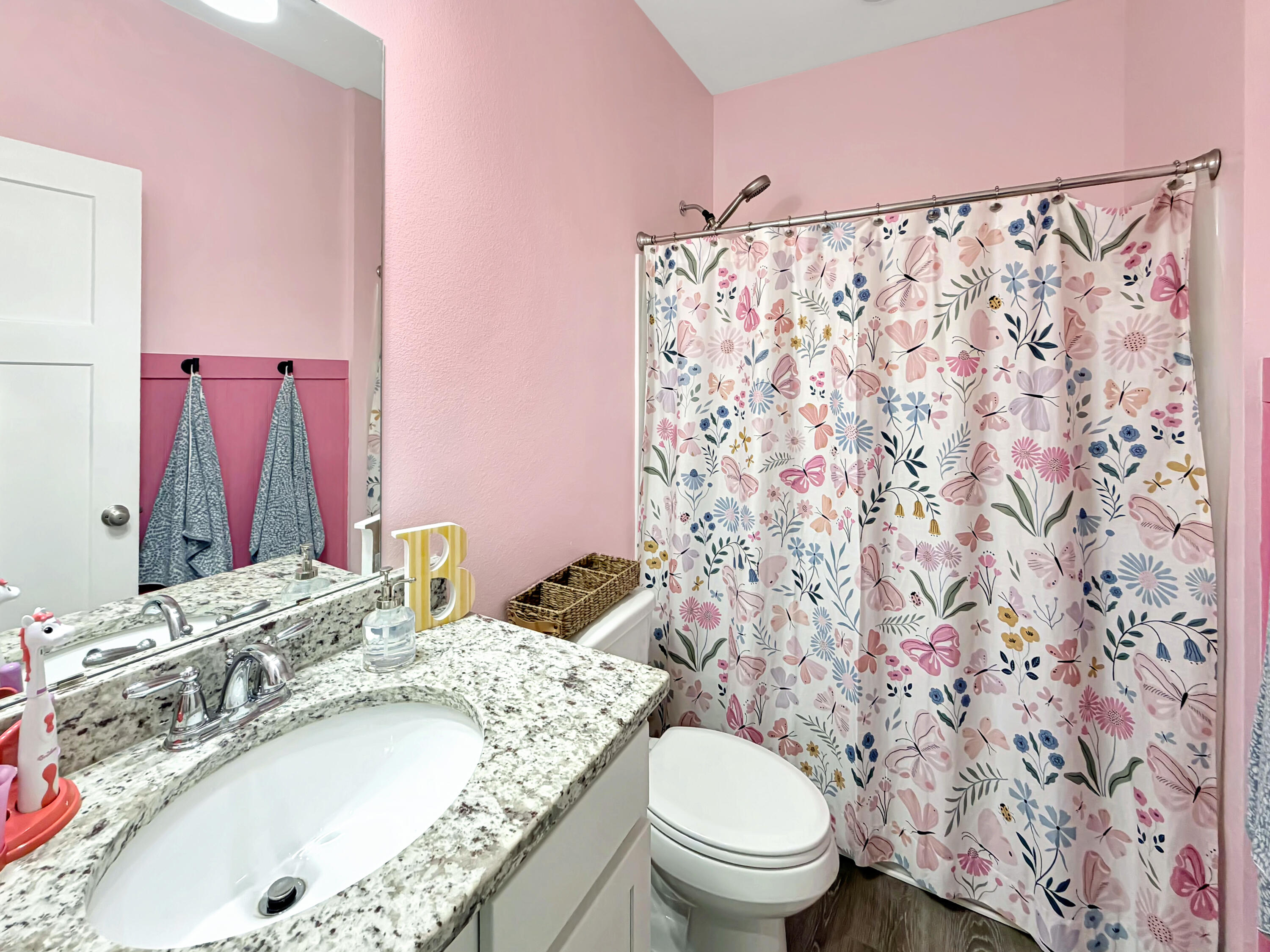 HILLWOOD ESTATES - Residential