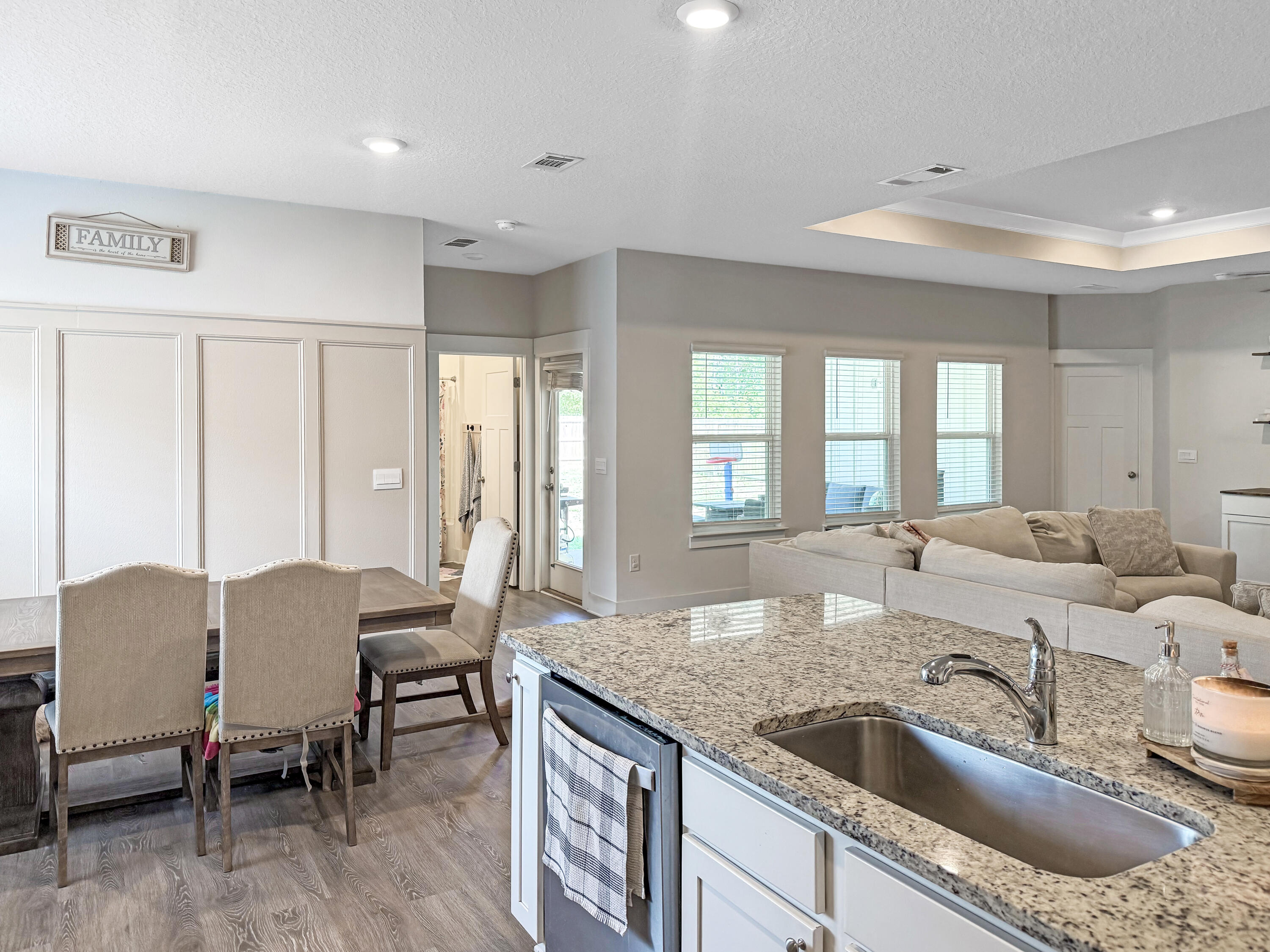 HILLWOOD ESTATES - Residential